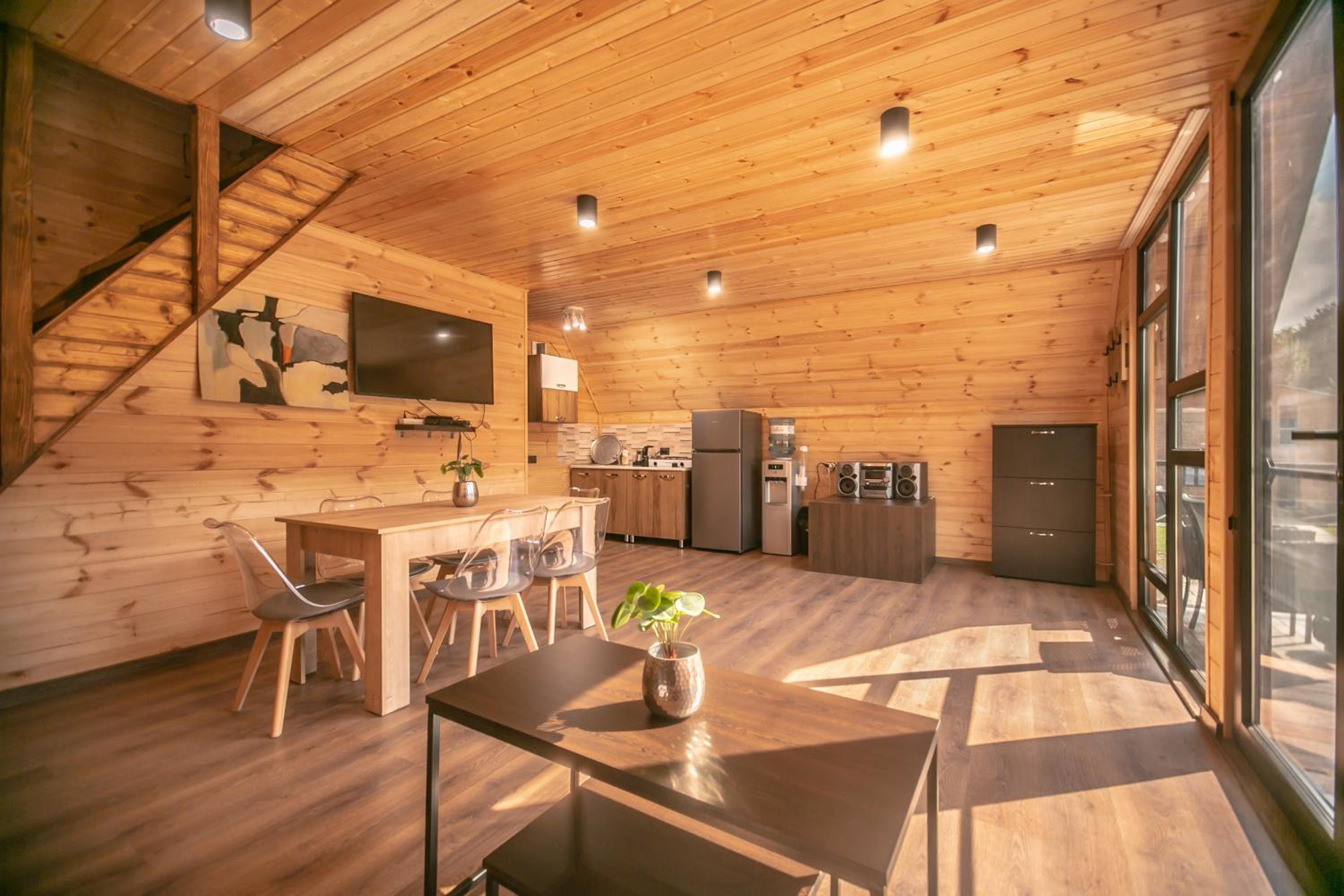 Shaori Lake Cottages