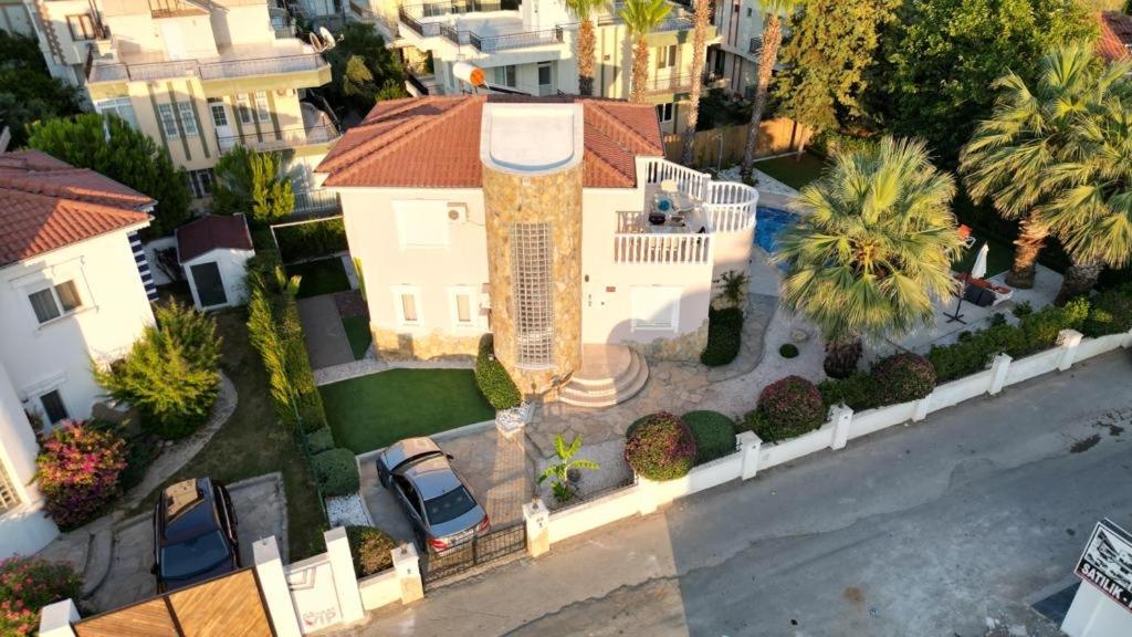 Hotel Mesan Golfing Villa - Image 1