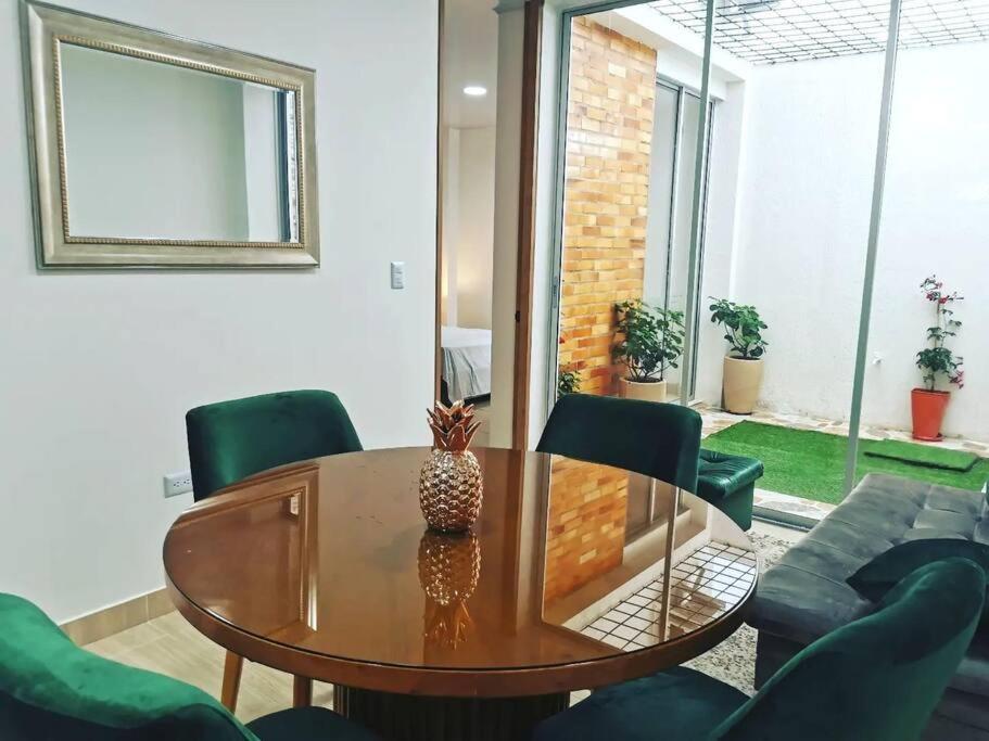 Nuevo y lindo apartamento