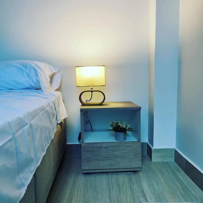 Nuevo y lindo apartamento