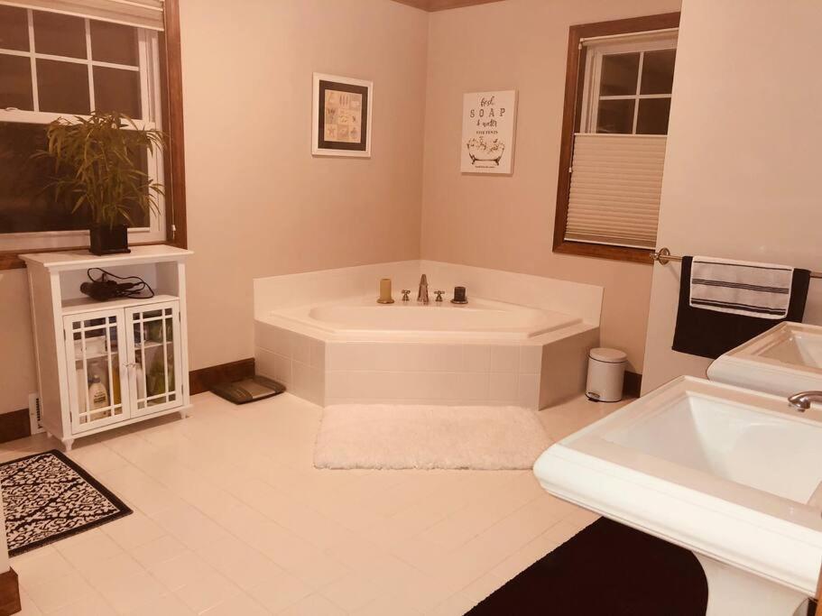 Paradise Retreat