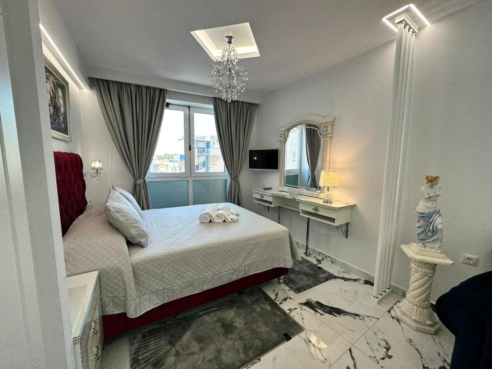 Diana's Suite viewing the Acropolis