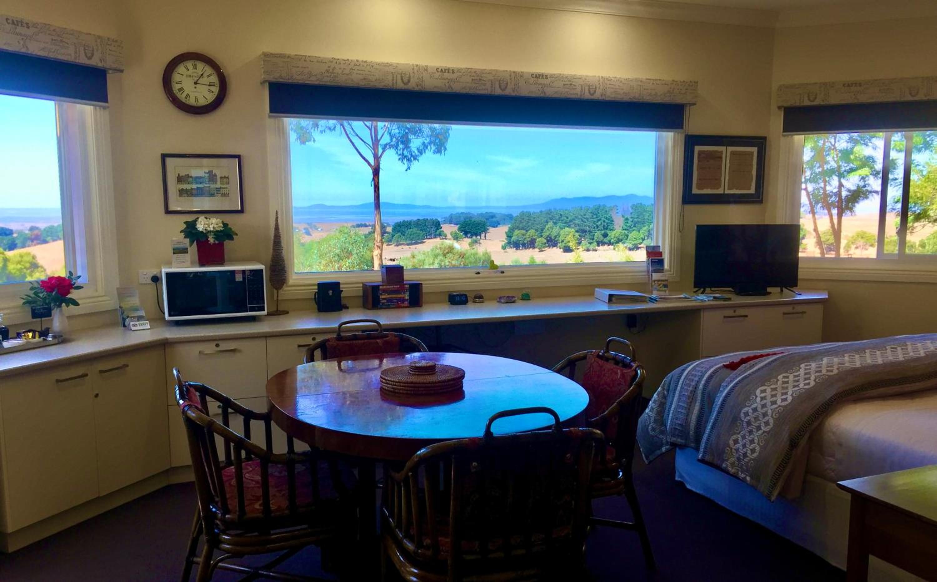 Llarrinda Bed & Breakfast