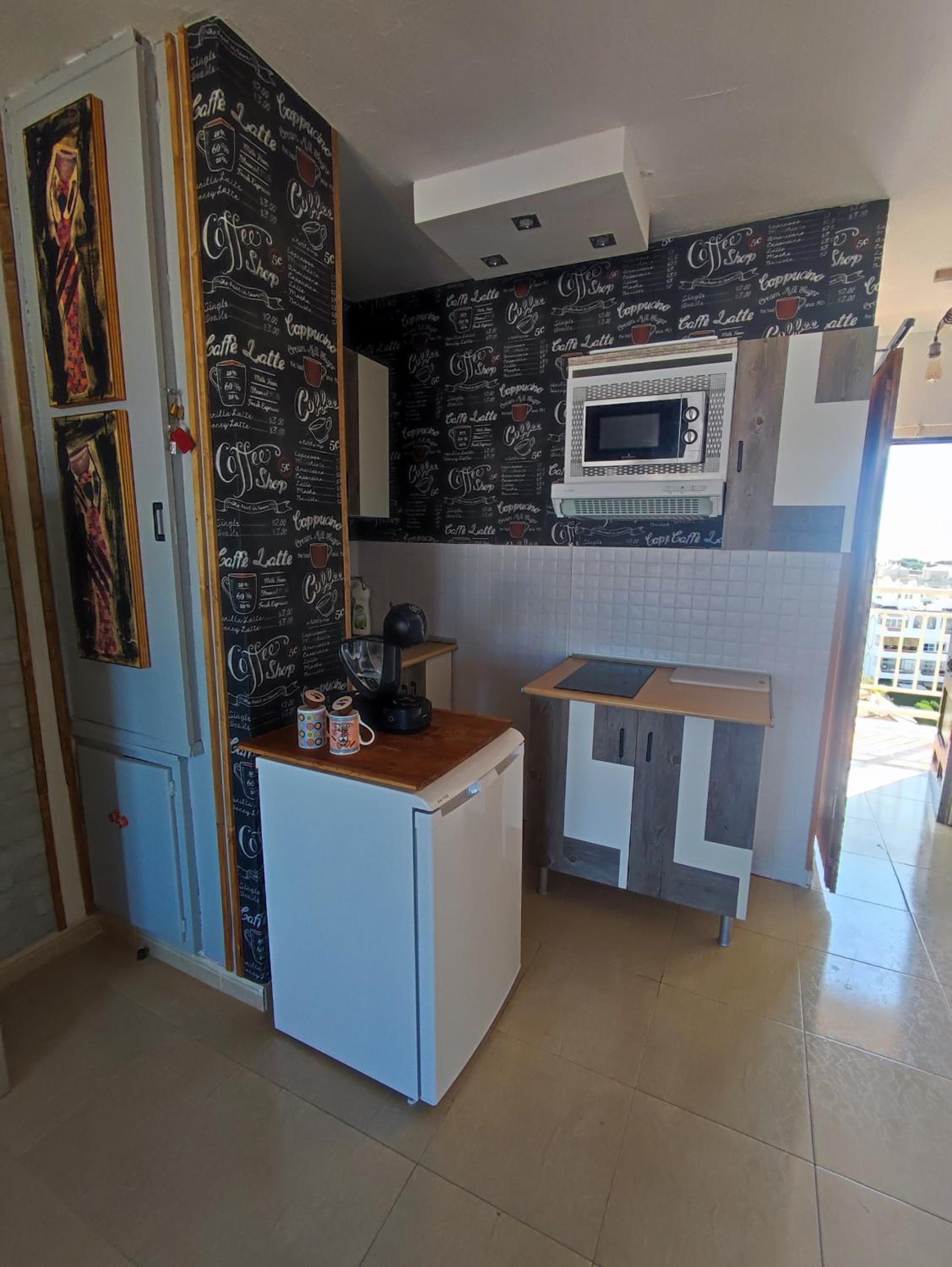 TORREMOLINOS VIEW STUDIO, VISTA MAR Y PISCINA