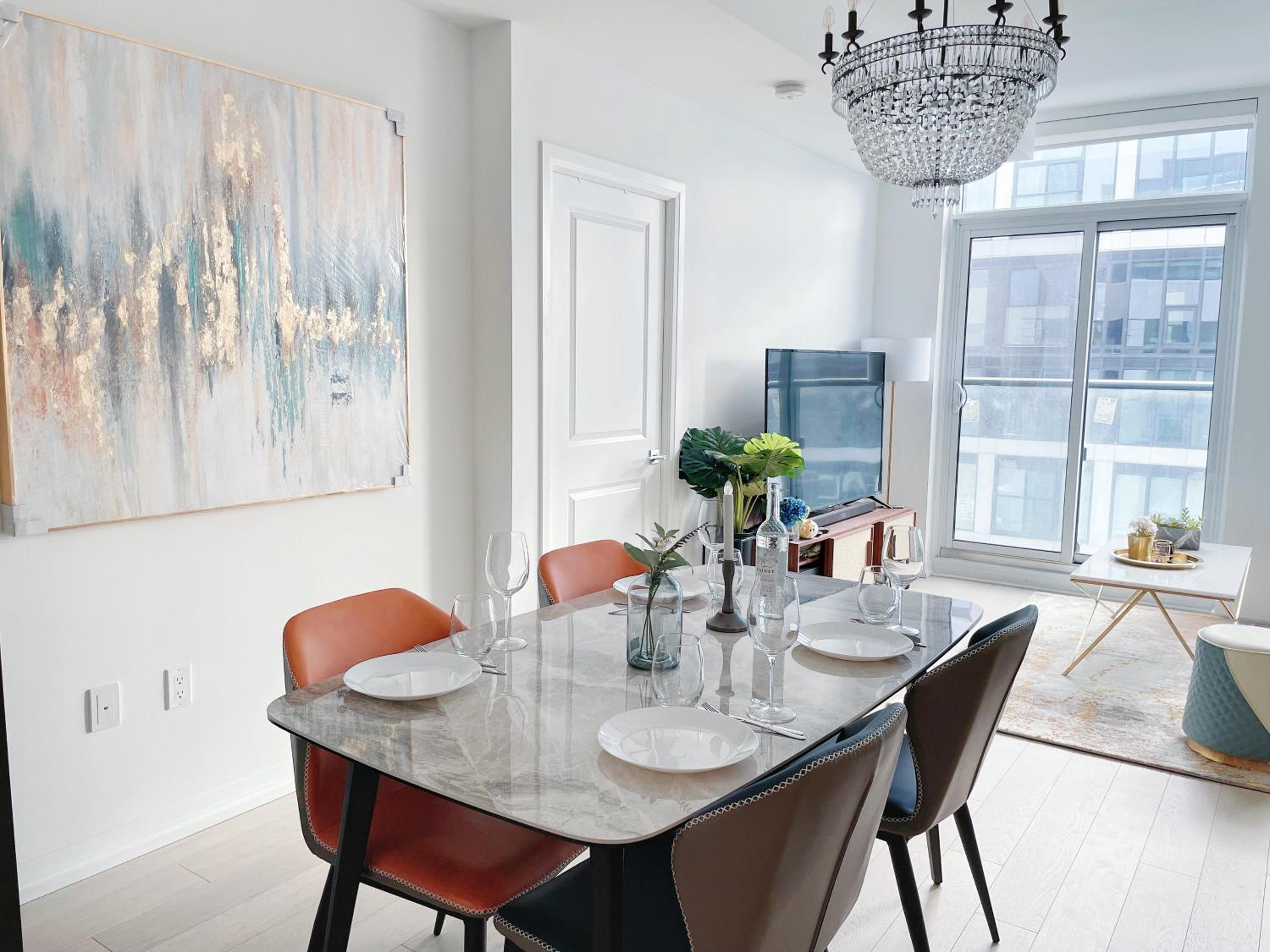 INFIVILLA Boutique Penthouse-Live in the SKY with Amazing Lakeview! Downtown Toronto!B