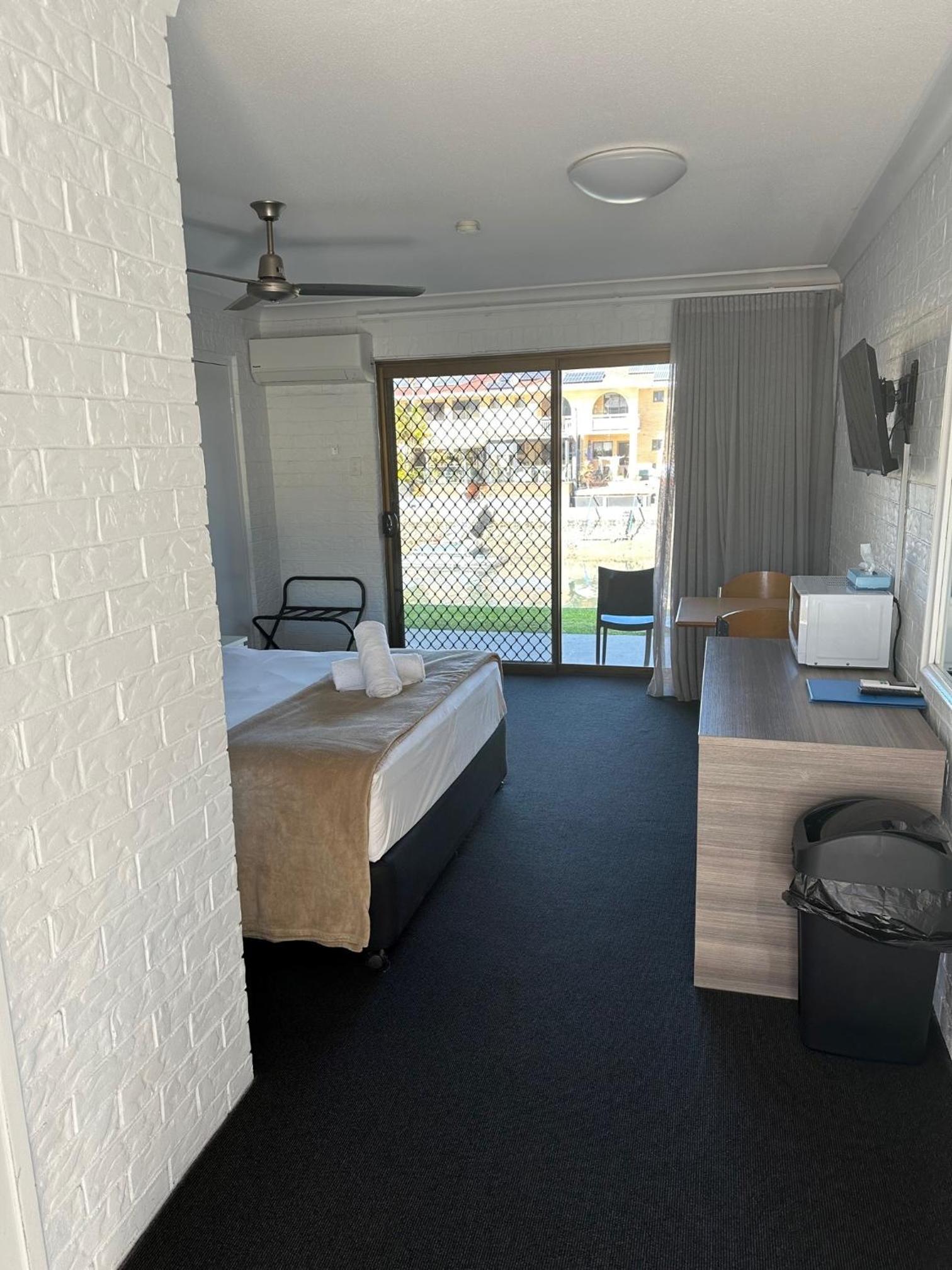 Bribie Waterways Motel