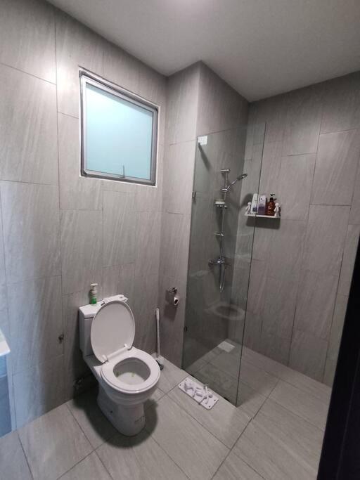 Near Kuching Airport Liberty Grove Apartment photo 1