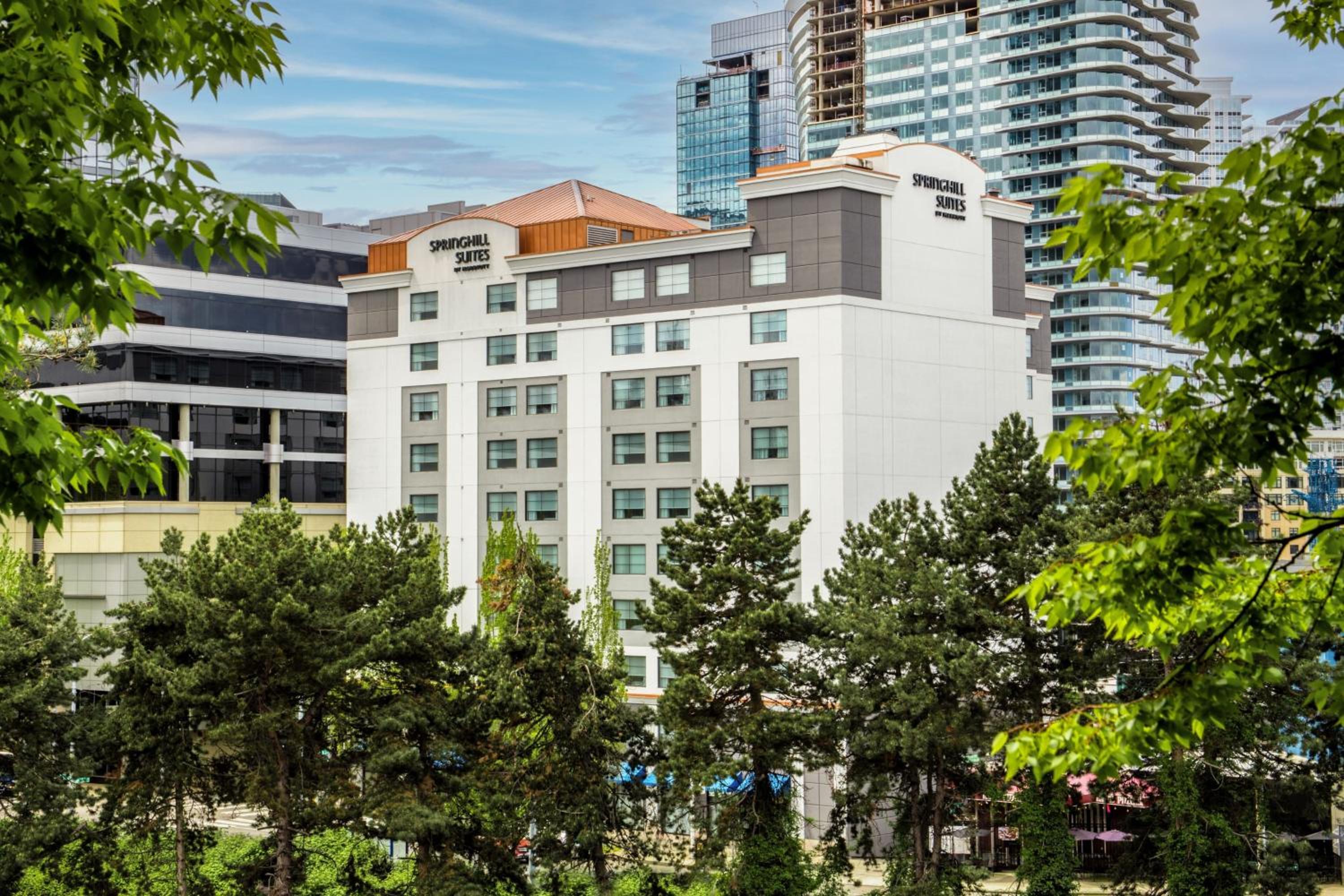 Hotel SpringHill Suites Seattle Downtown, South Lake Union - Image 1