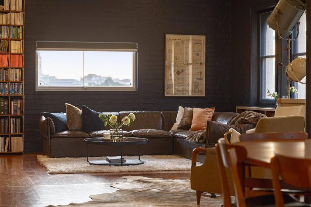 The Penthouse on Gertrude St - Fitzroy