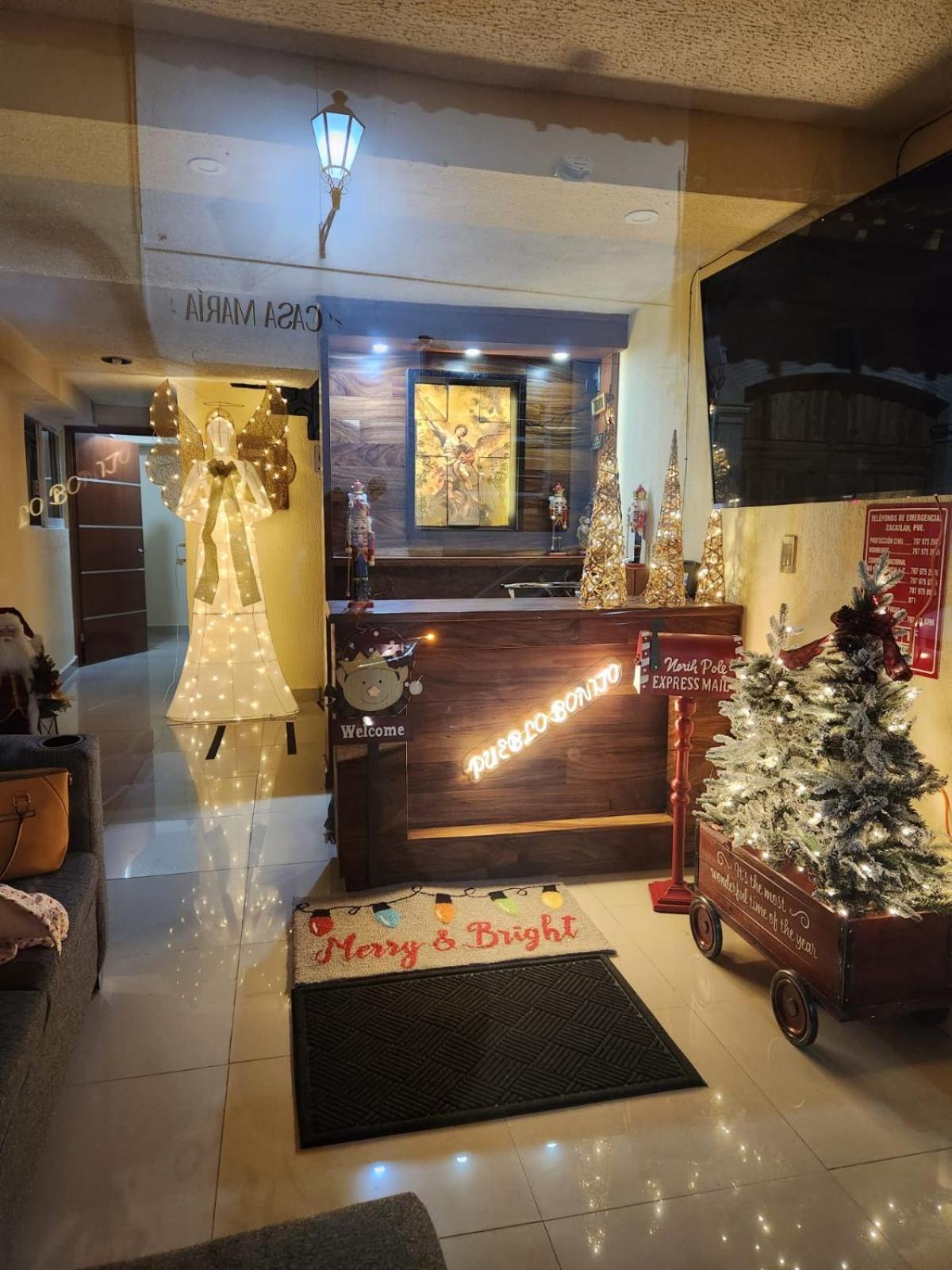 Lobby & Reception