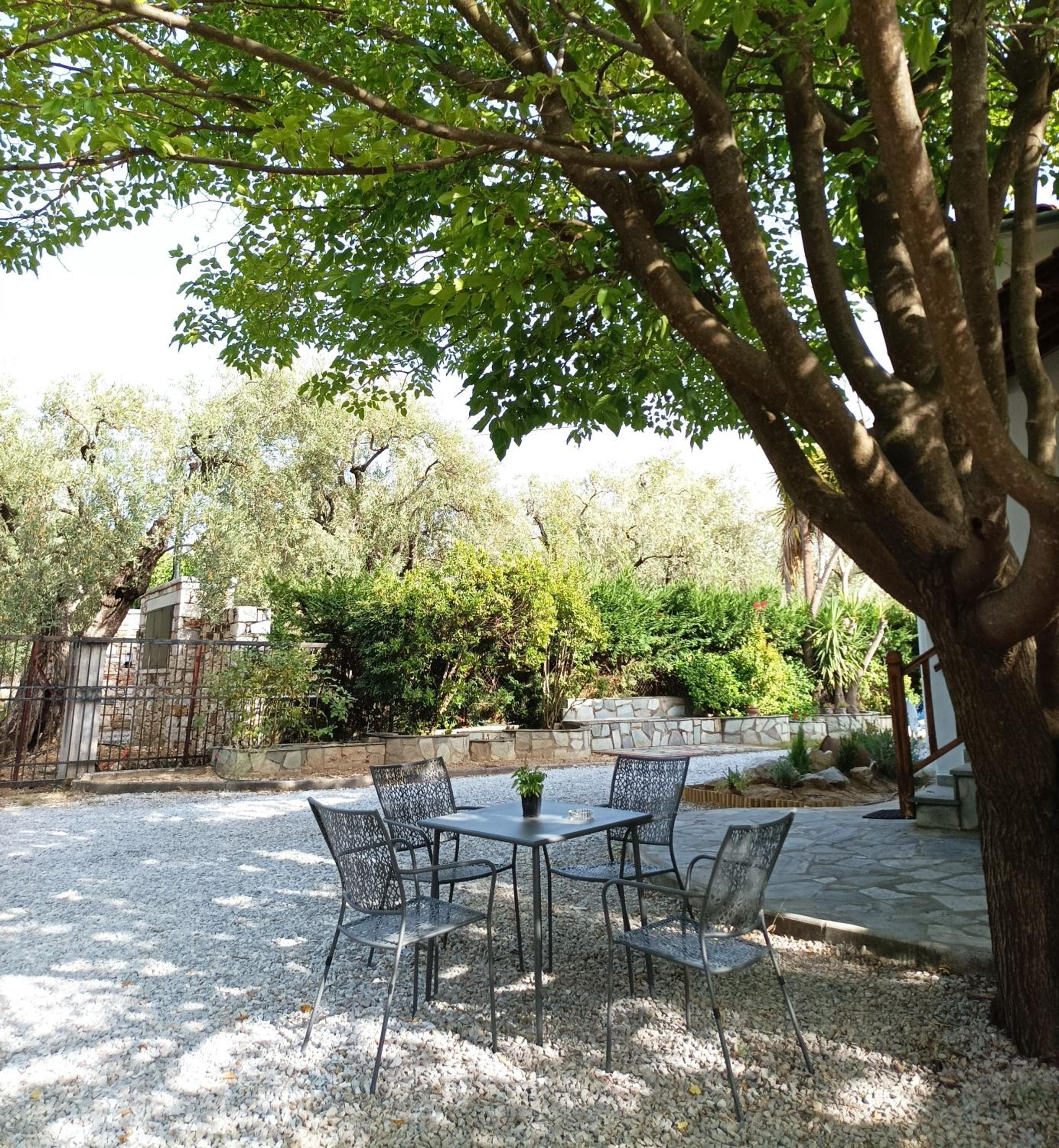 Sarakina Cottage Pelion - Property Image 15