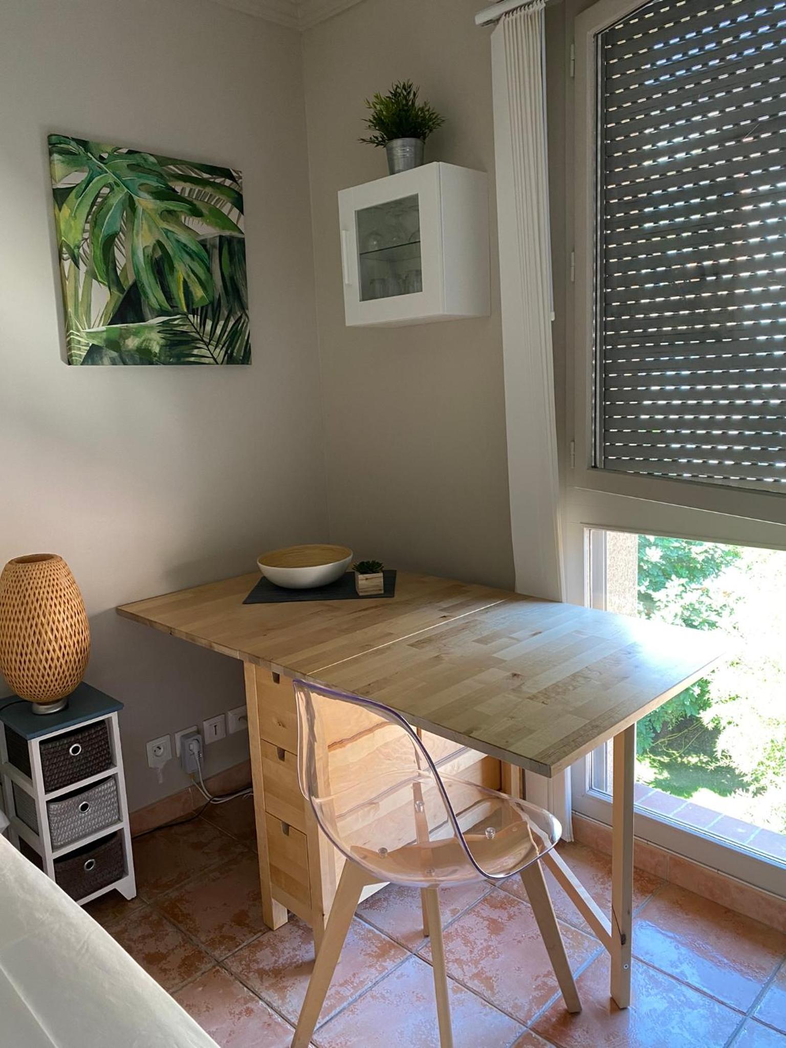 Meublé classé Carmes , entrée autonome, wifi, climatisé, petit parking privé