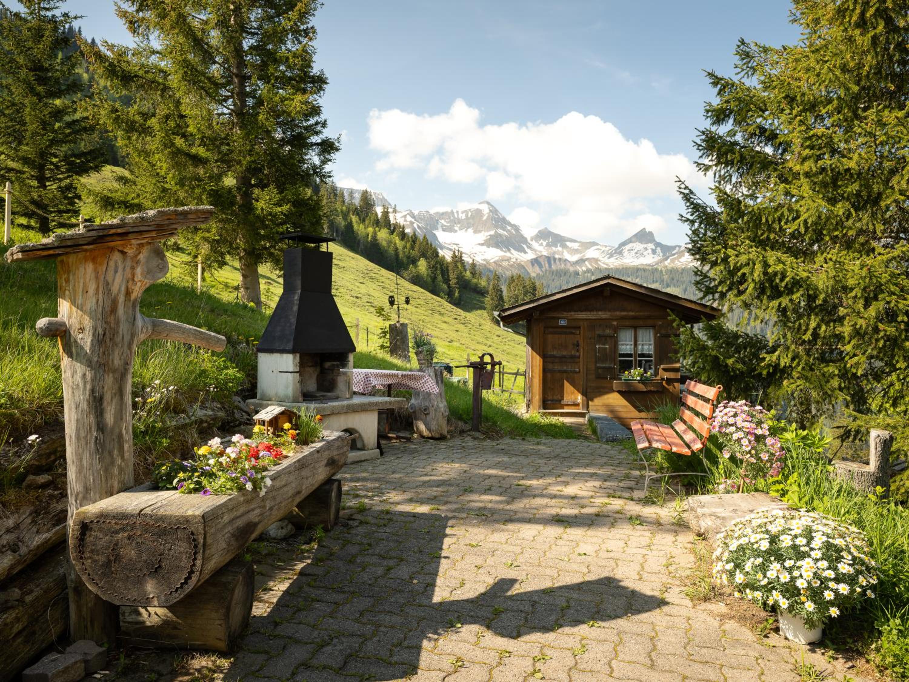 Chalet am Sunne-Egge auf Axalp bei Brienz view 2