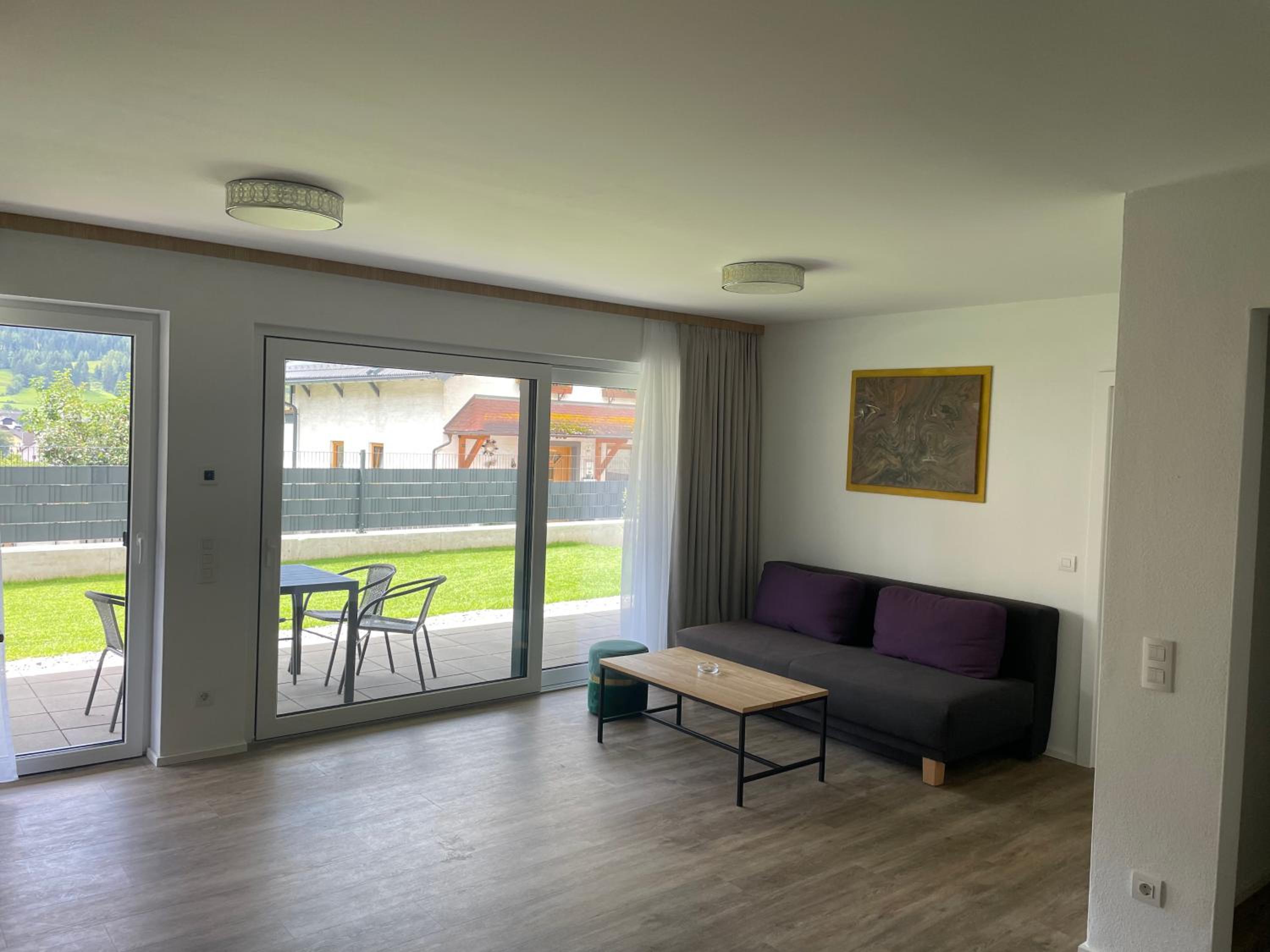 Ferienwohnung Siri Zentrum mit Garten