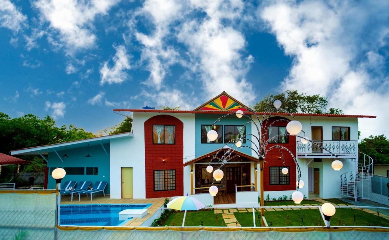 UMBER 6BHK VILLA ALIBAUG view 2