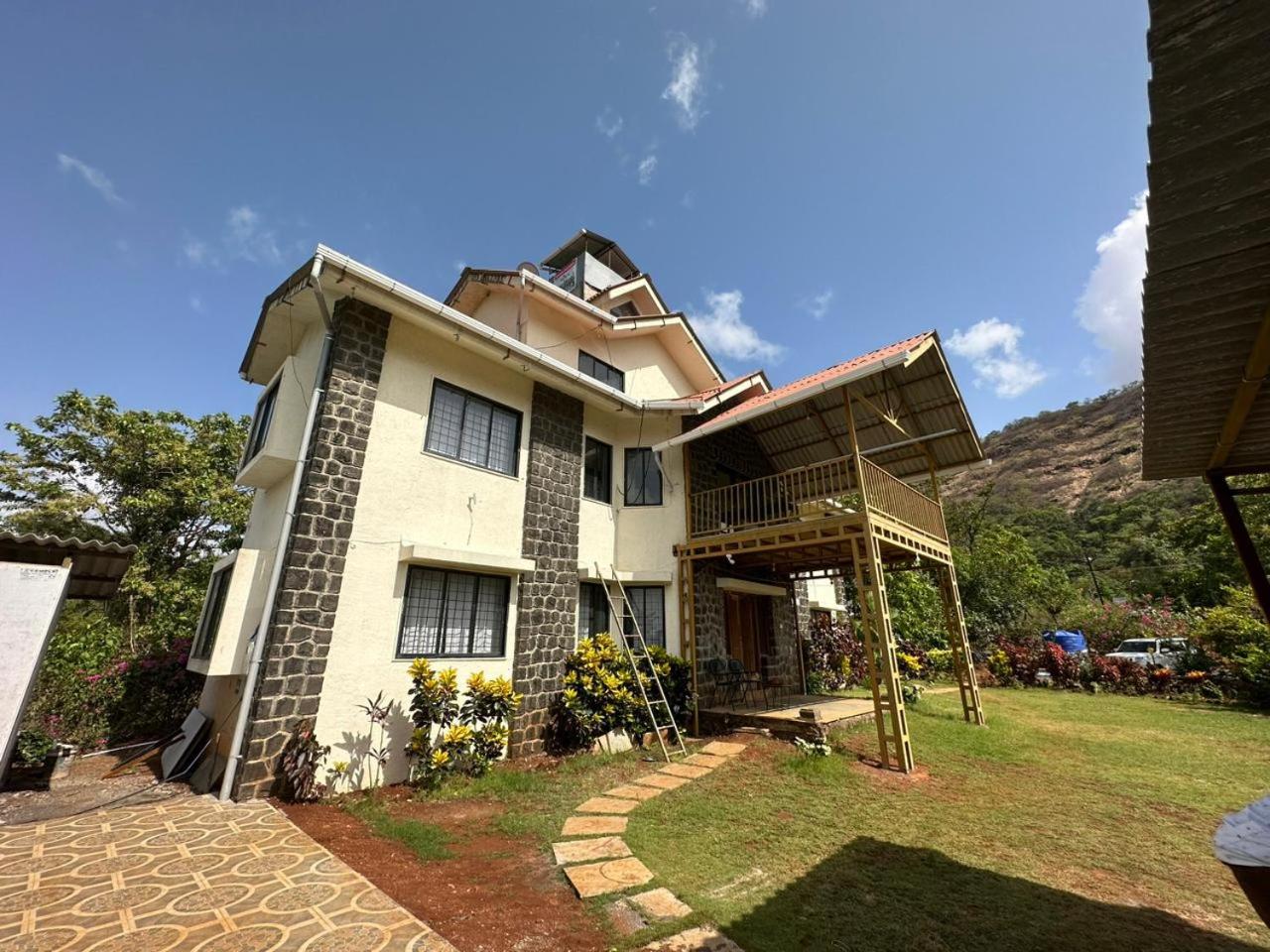 KB GIRIVAN 8BHK VILLA LONAVALA