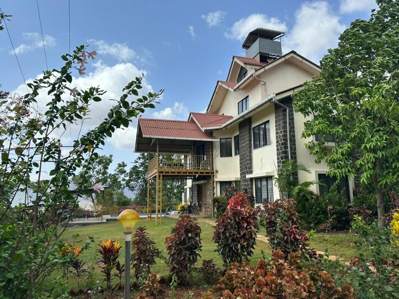 KB GIRIVAN 8BHK VILLA LONAVALA