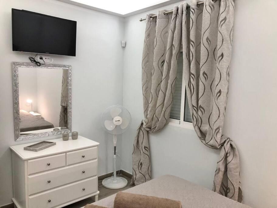 Apartamento Birgitt en Aloha Garden con vista mar y piscina
