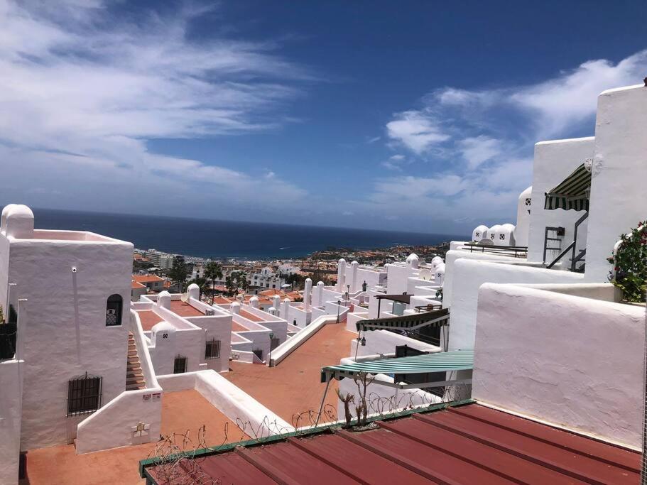 Apartamento Birgitt en Aloha Garden con vista mar y piscina