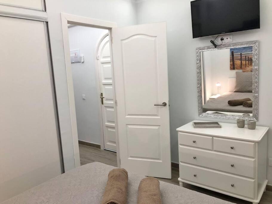 Apartamento Birgitt en Aloha Garden con vista mar y piscina