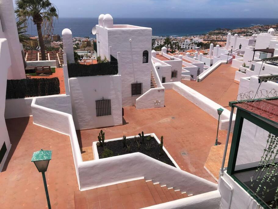 Apartamento Birgitt en Aloha Garden con vista mar y piscina