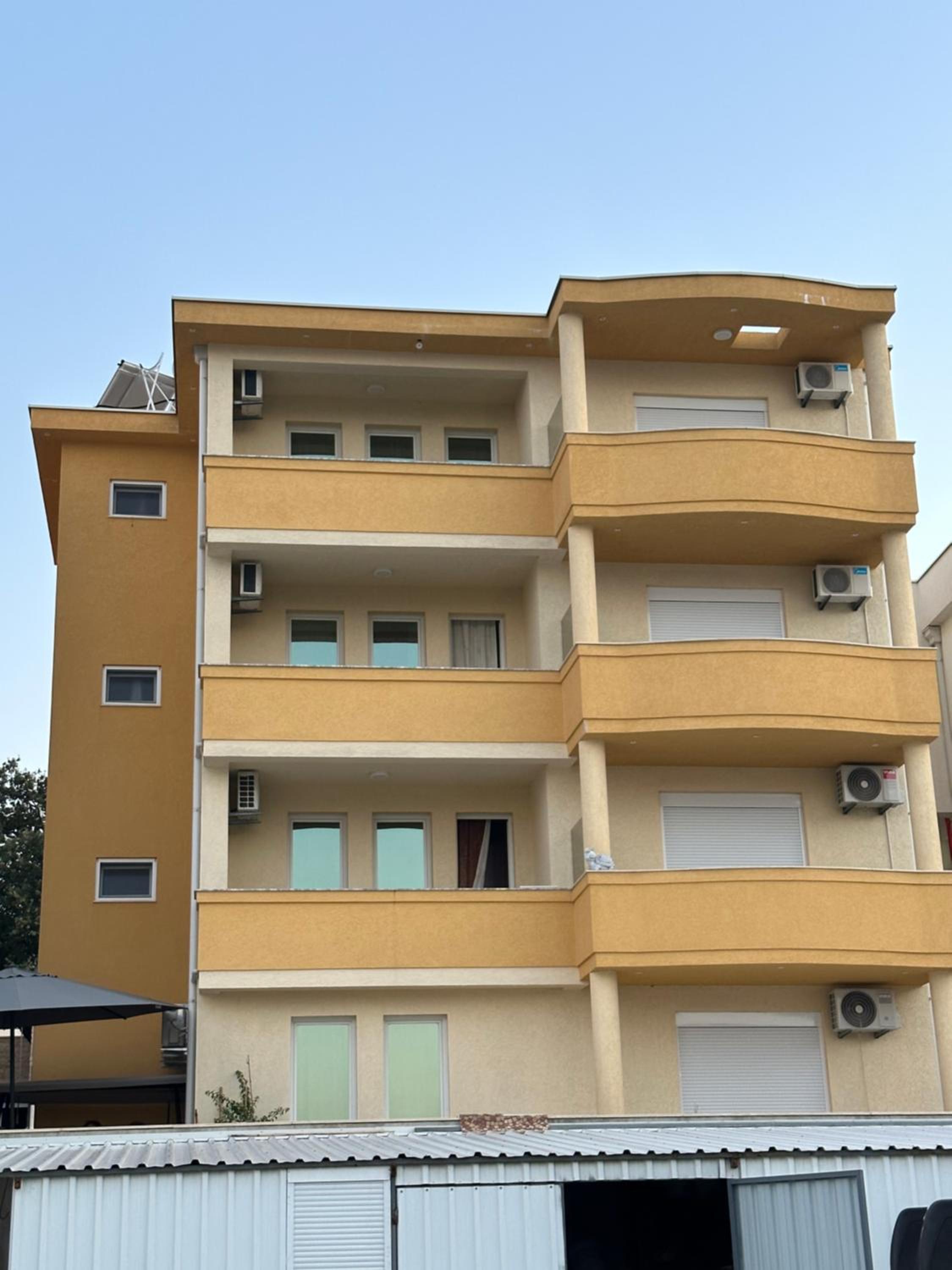 Apartments Edona