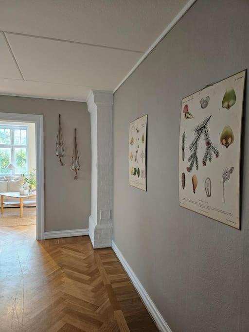Lärarinnabostad i vacker byskola view 3