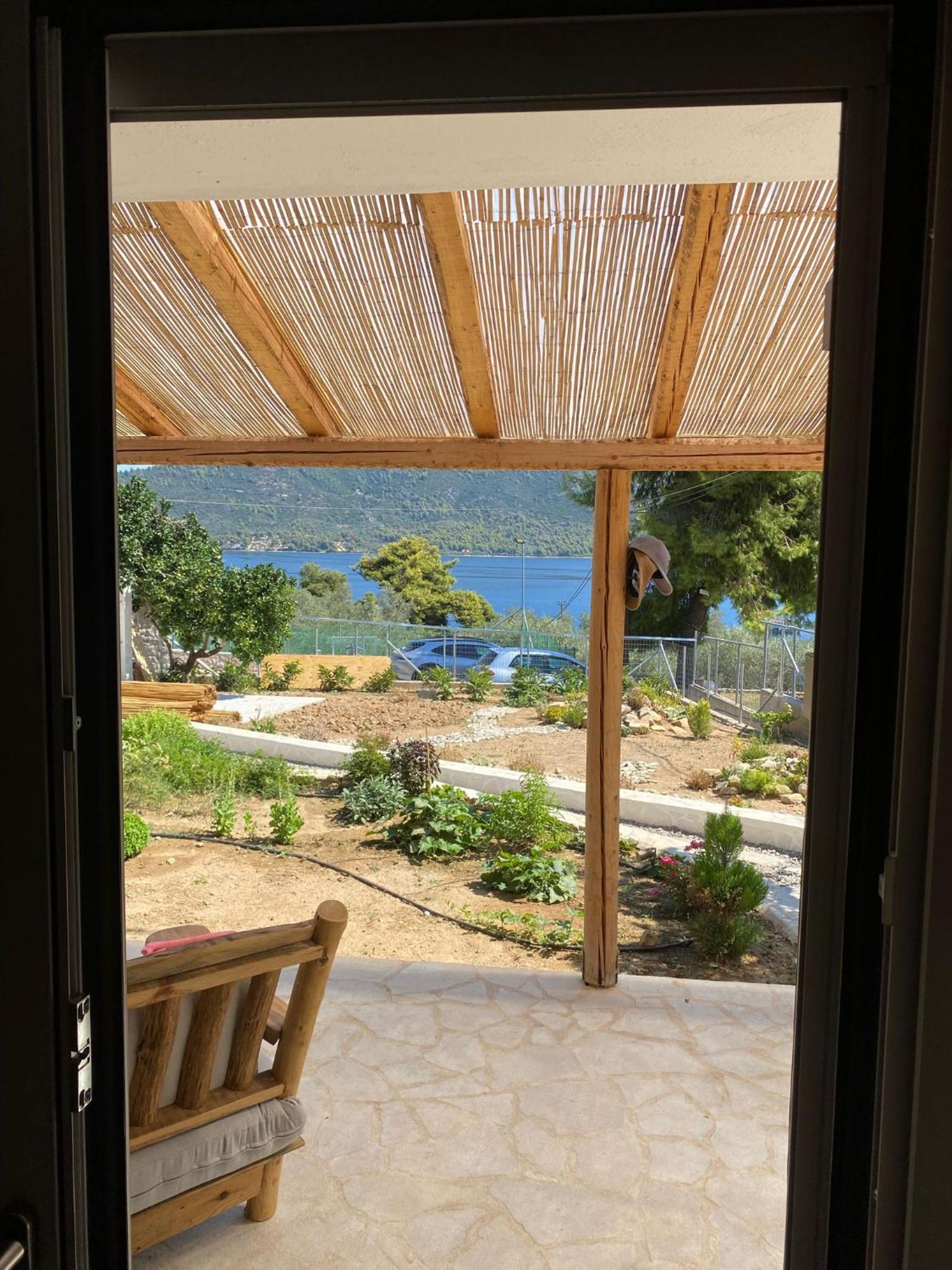 Bella Dacha cosy country house in Milos Gialtra 2 BR view 2