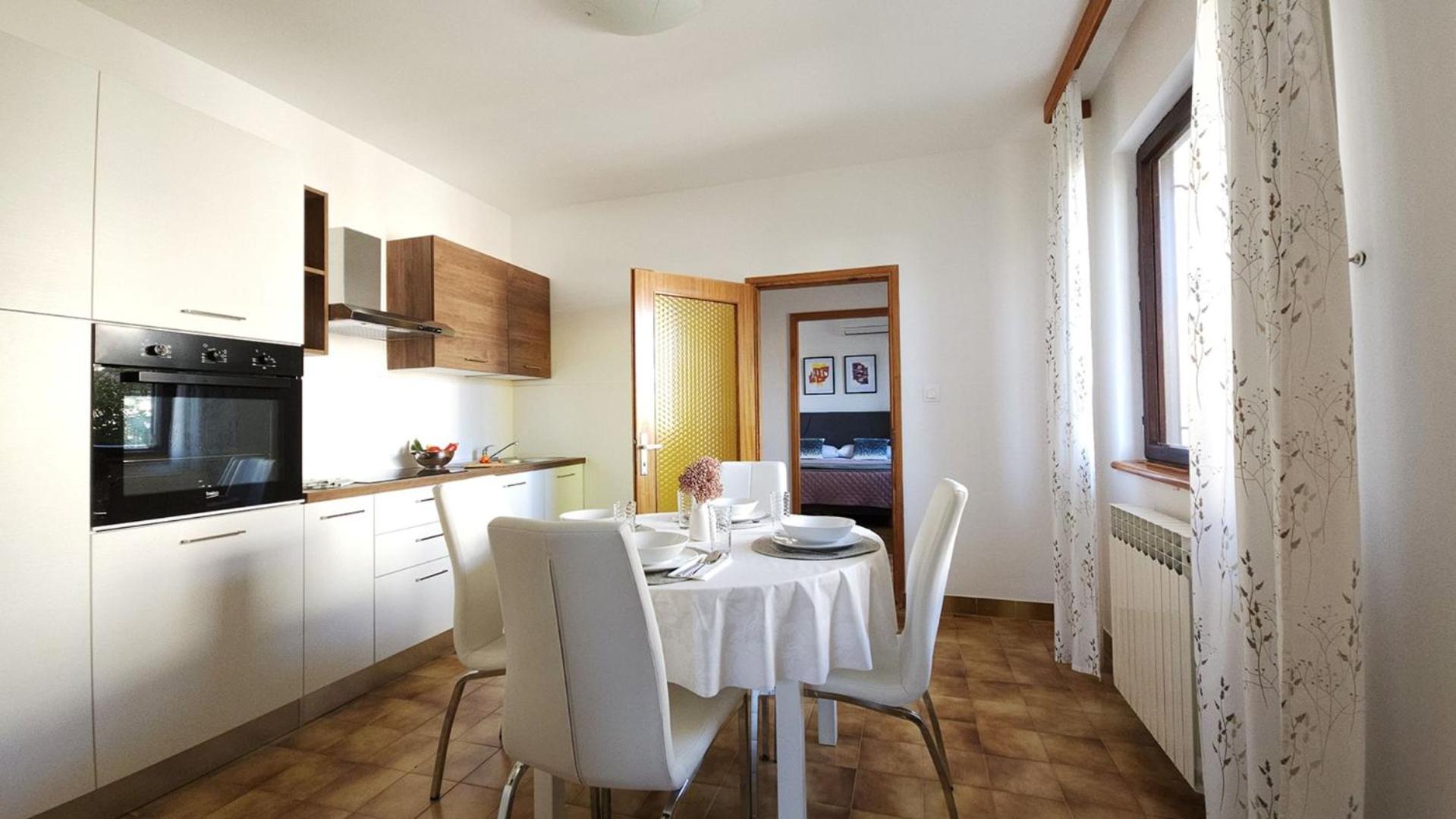 Apartment JOLE - A4 -TWO BEDROOMS - CLOSE TO THE CITY CENTER