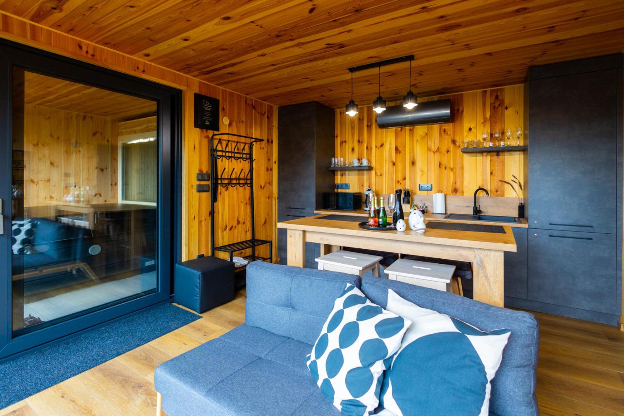 Blackbox House Noszvaj view 2
