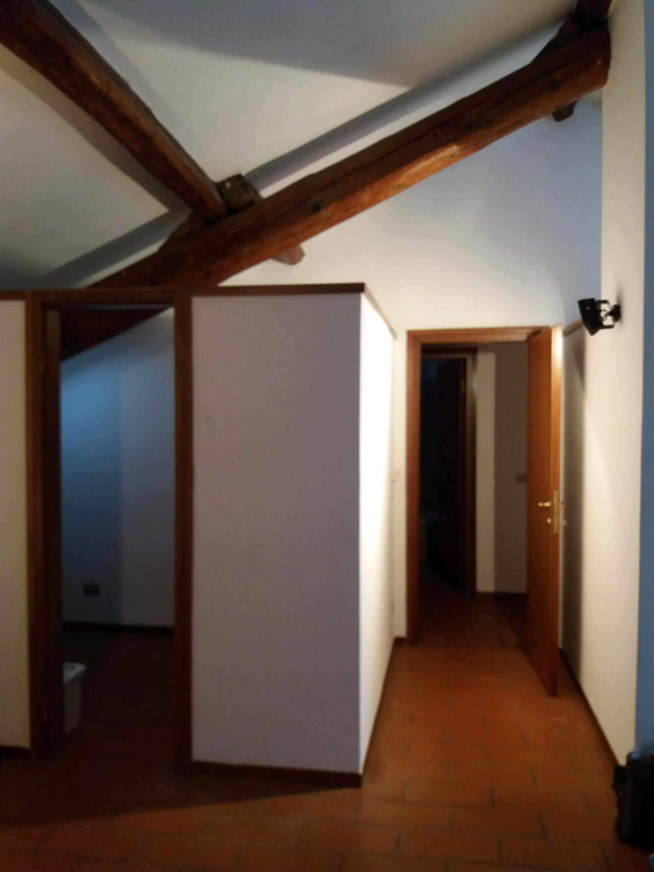 Apartment very close to the central area