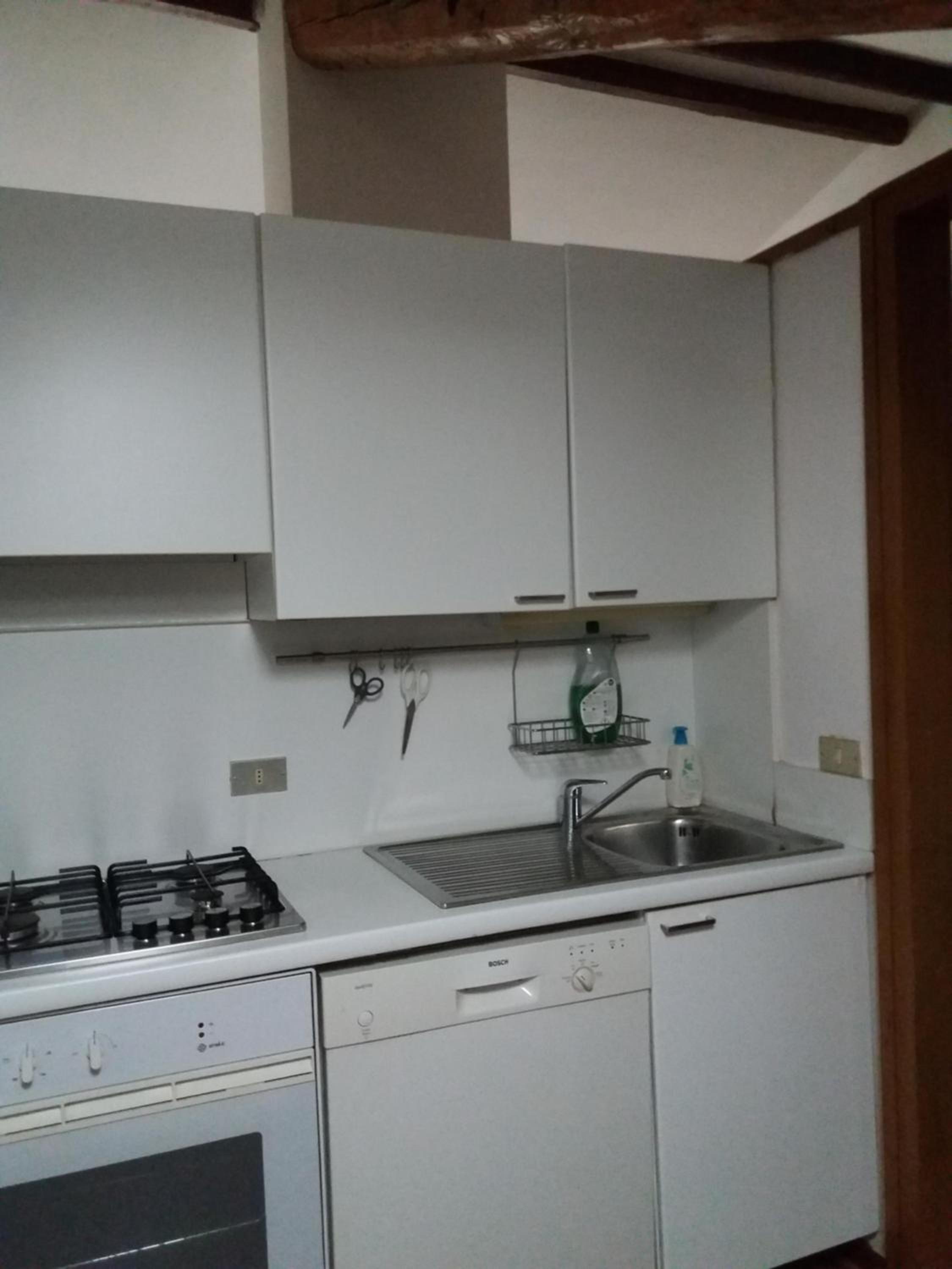 Apartment very close to the central area