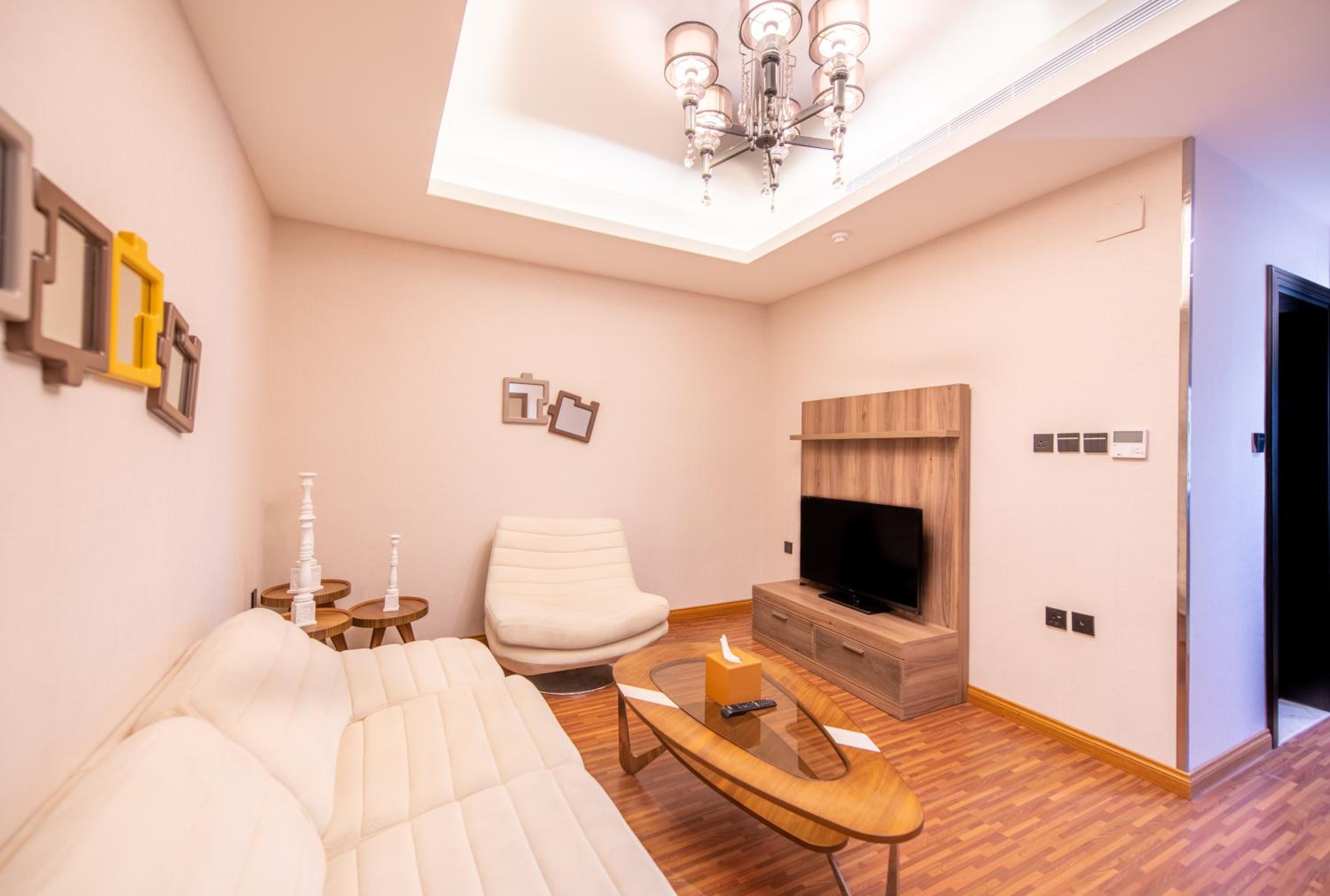 Meral Oasis Hotel Villas