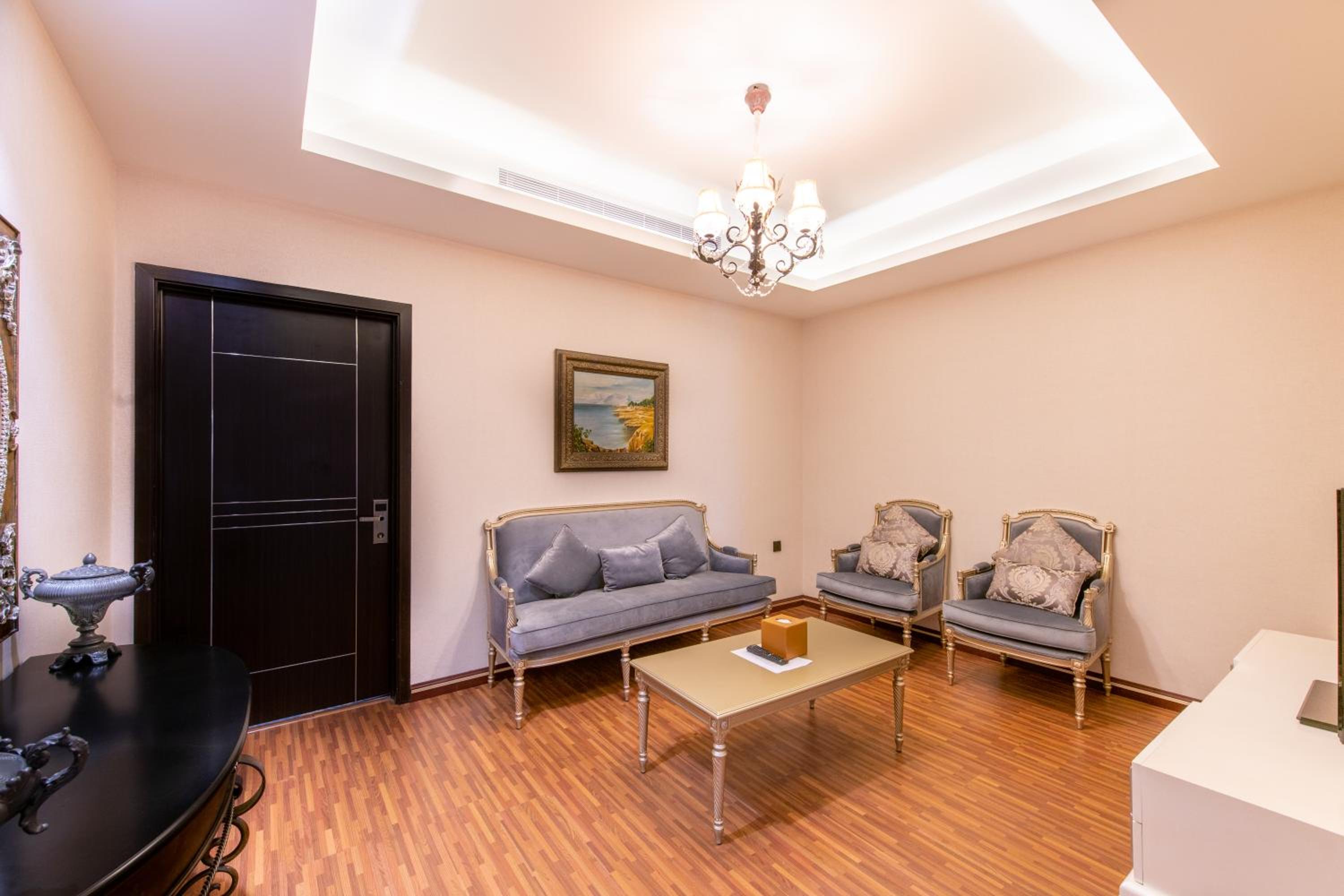 Meral Oasis Hotel Villas