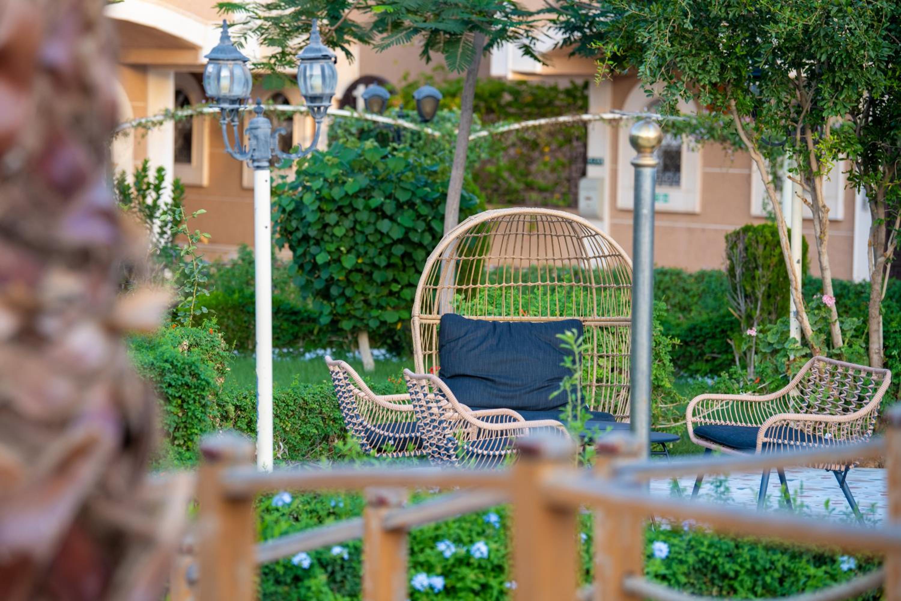 Meral Oasis Hotel Villas