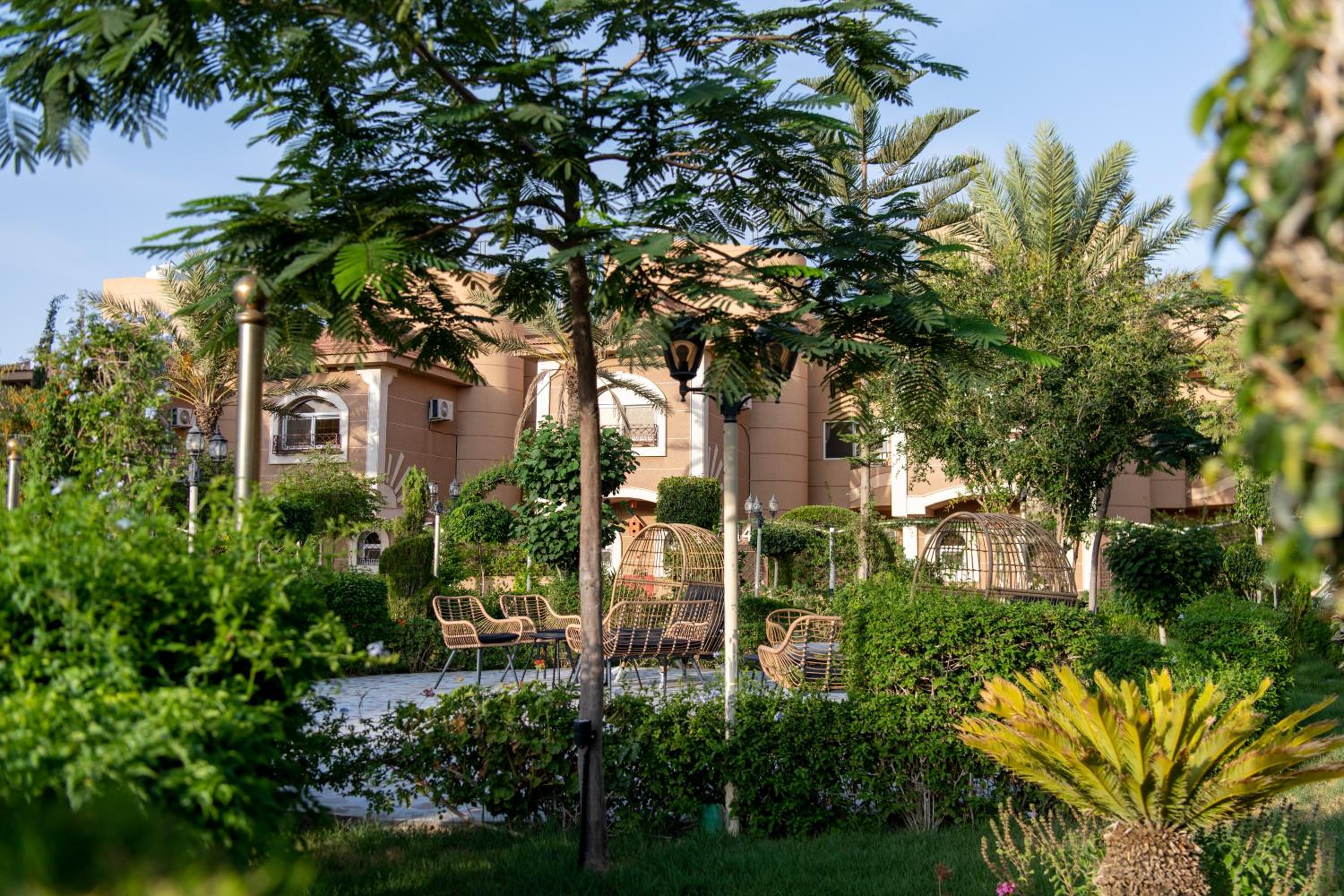 Meral Oasis Hotel Villas
