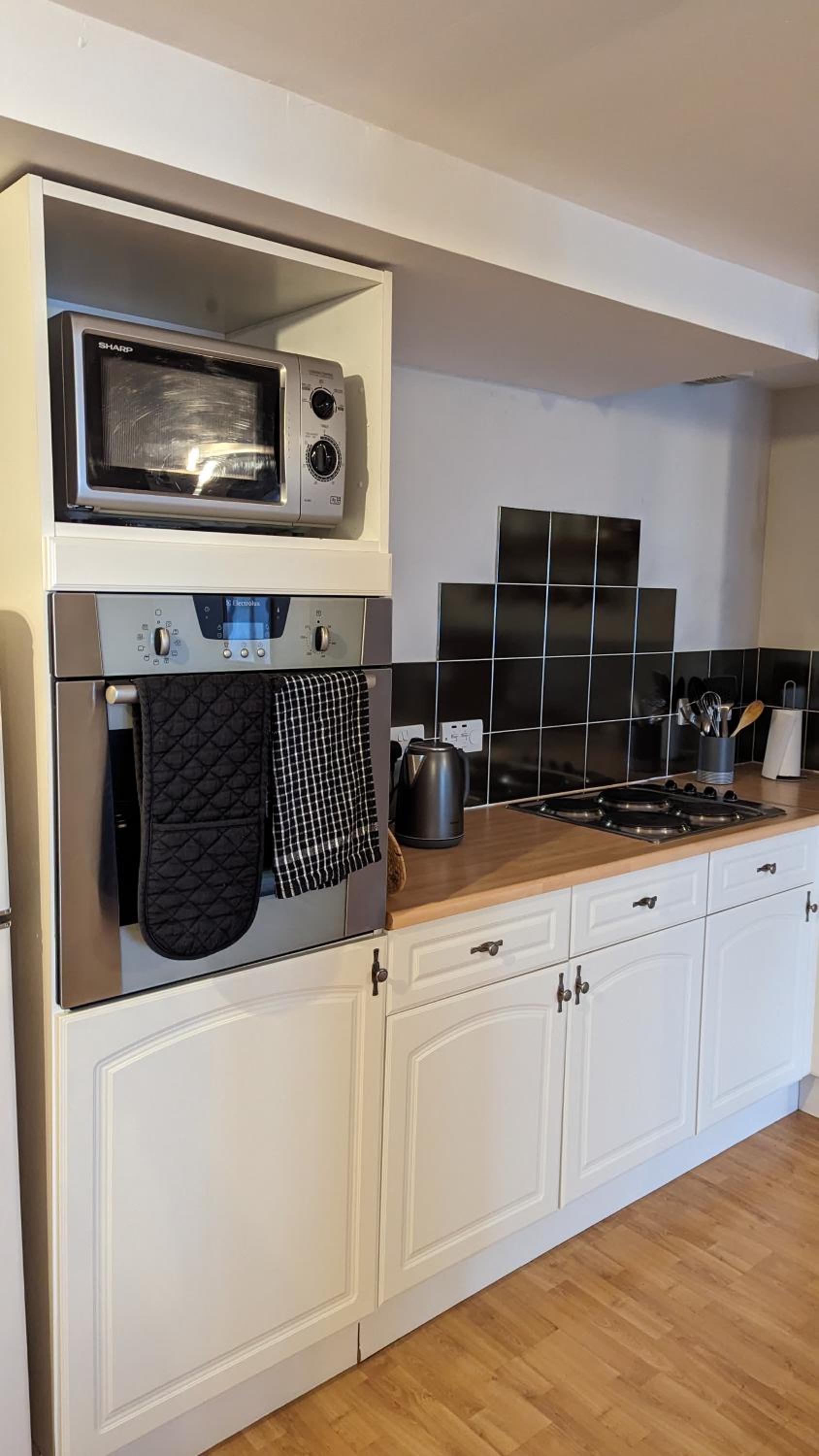 One bedroom self-contained accommodation view 3