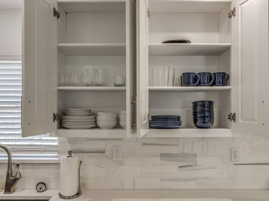 Luxury Modern 3BR - Private Primary Suite! view 5