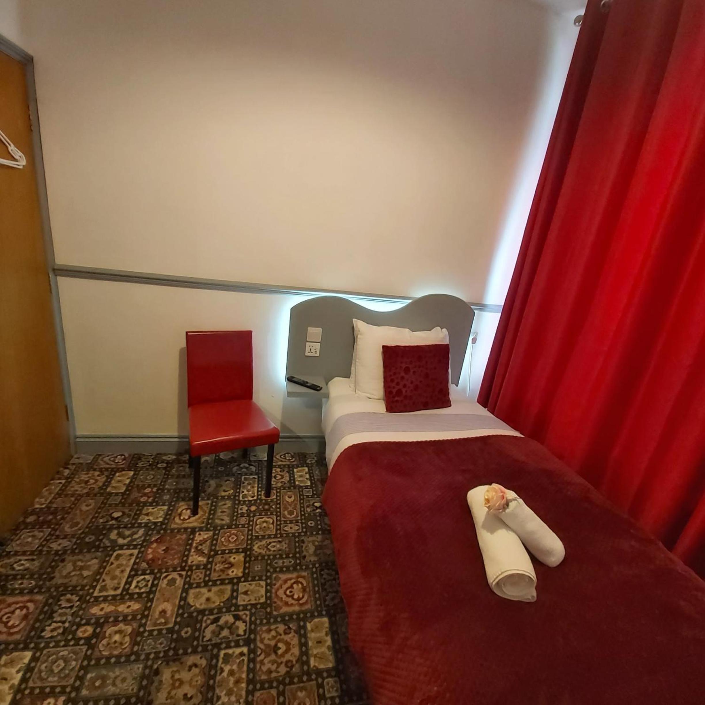 St Albans Guest House, Dover view 4