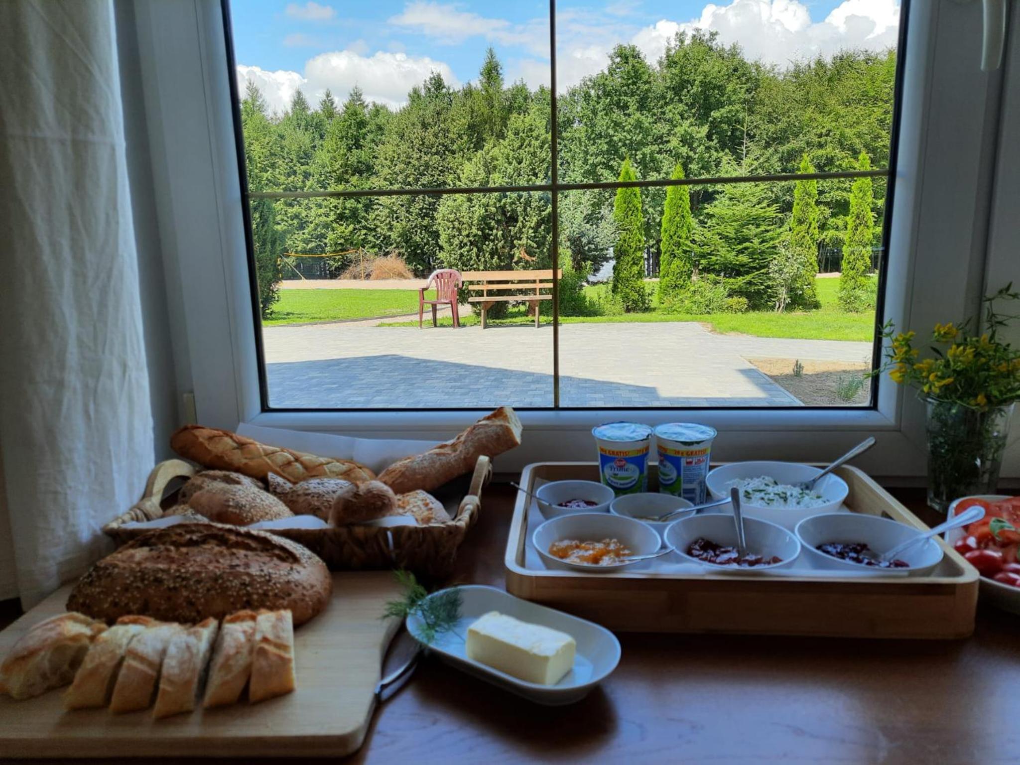 Przystań Jeziorany - pokoje nad jeziorem
