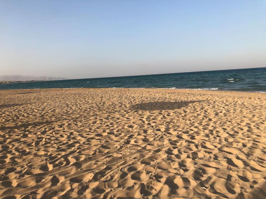 Spacious 6-BRs in El-Sokhna /Beach & pool access view 2