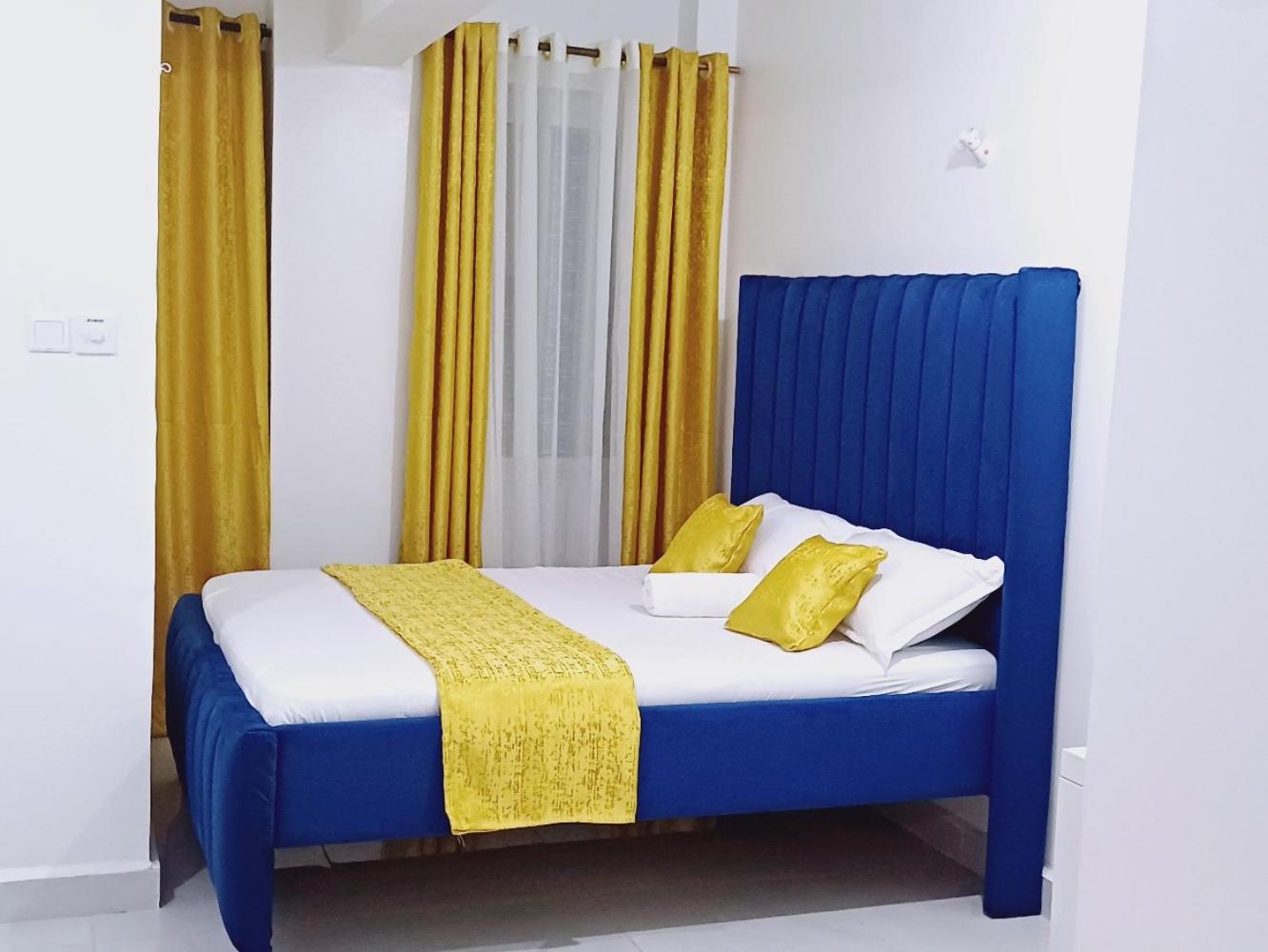 Cozy Spacious Newly Furnished Studio