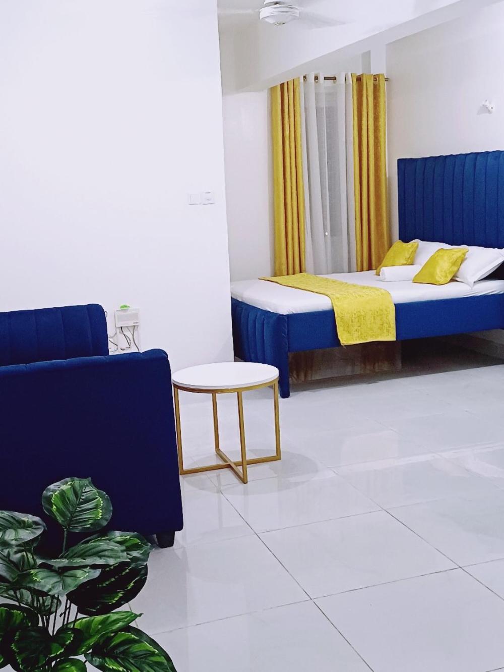 Cozy Spacious Newly Furnished Studio