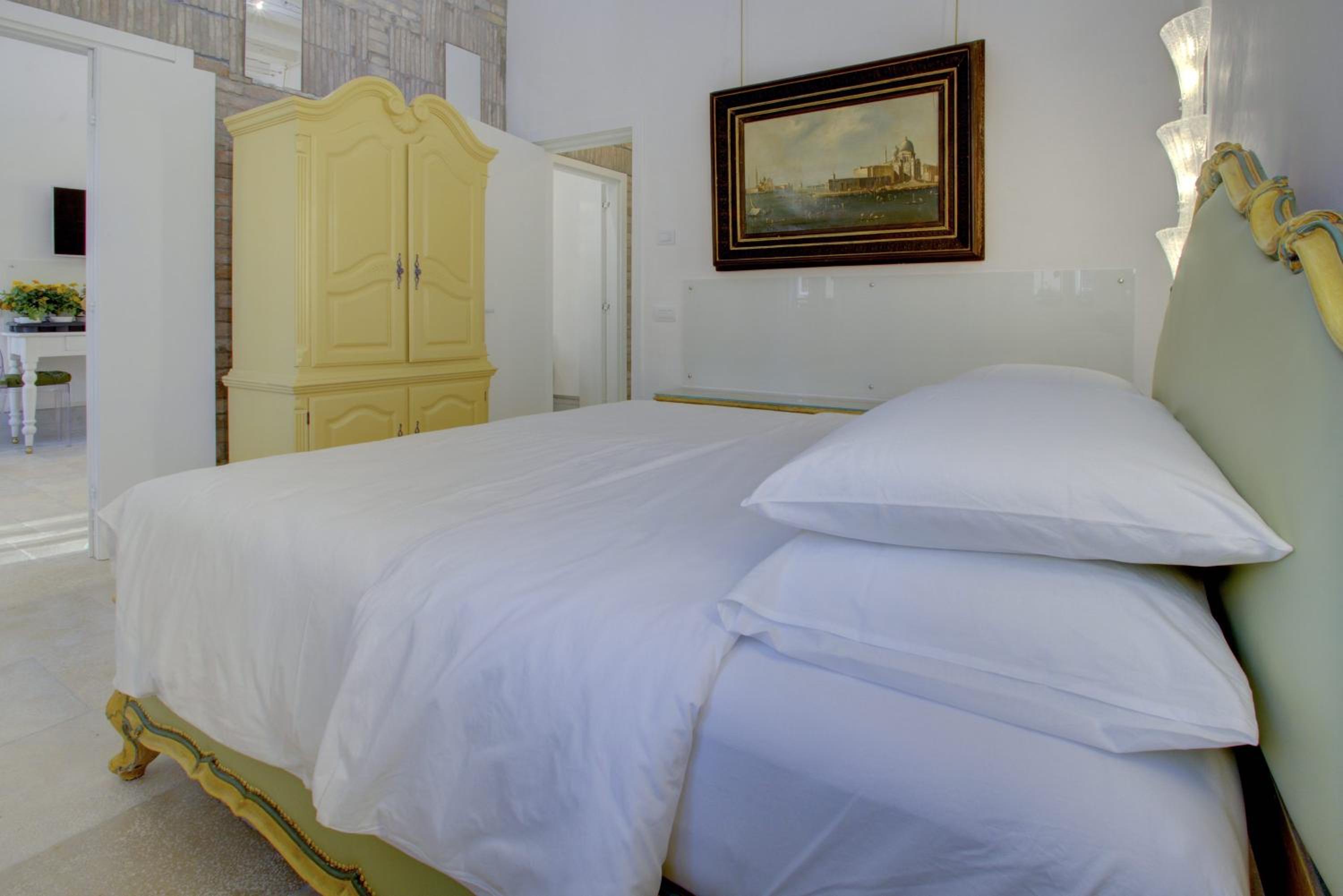 LemonMARK~Canal photo 4