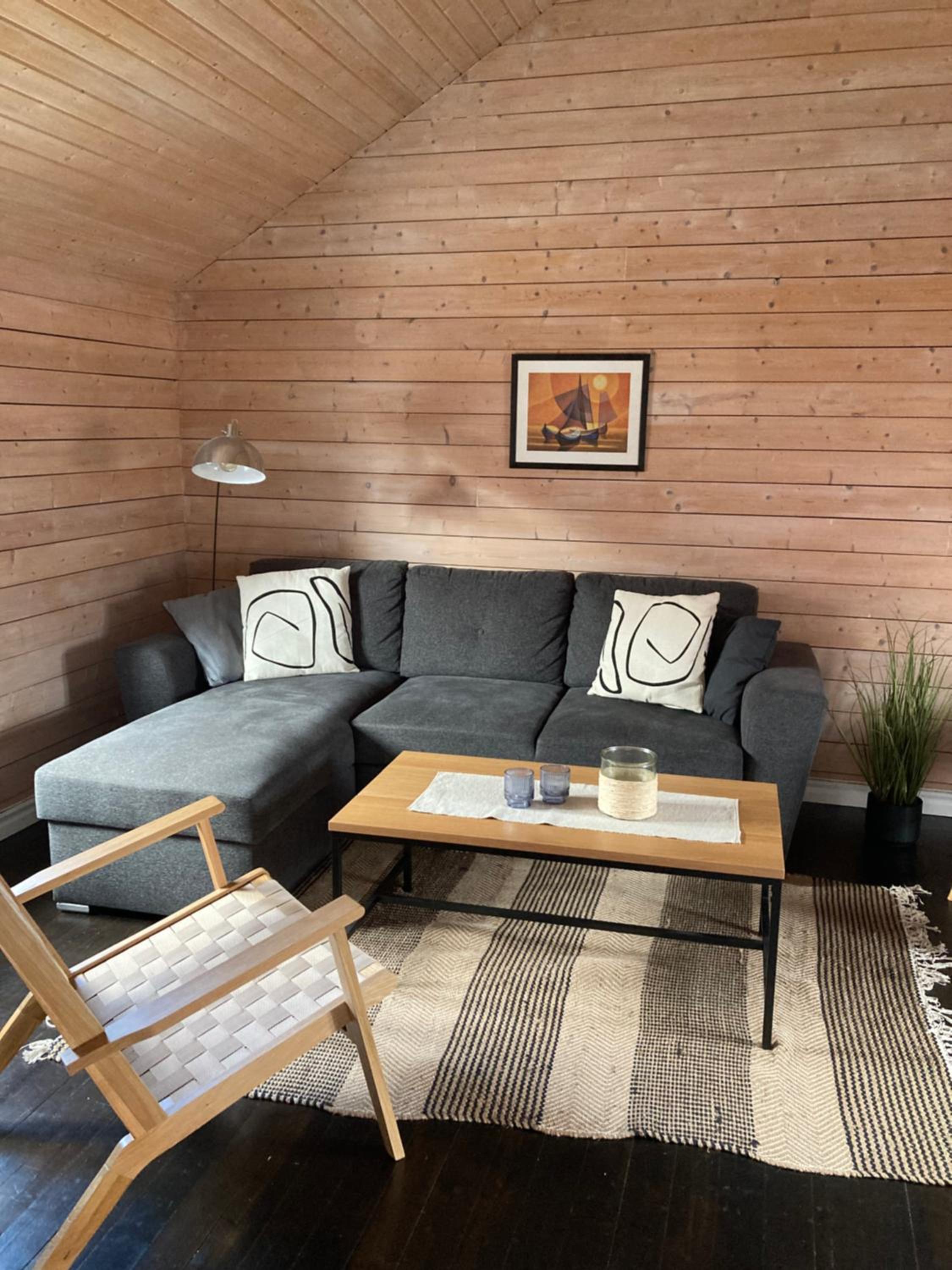 Fishermans cabin in Lofoten, Stamsund view 5