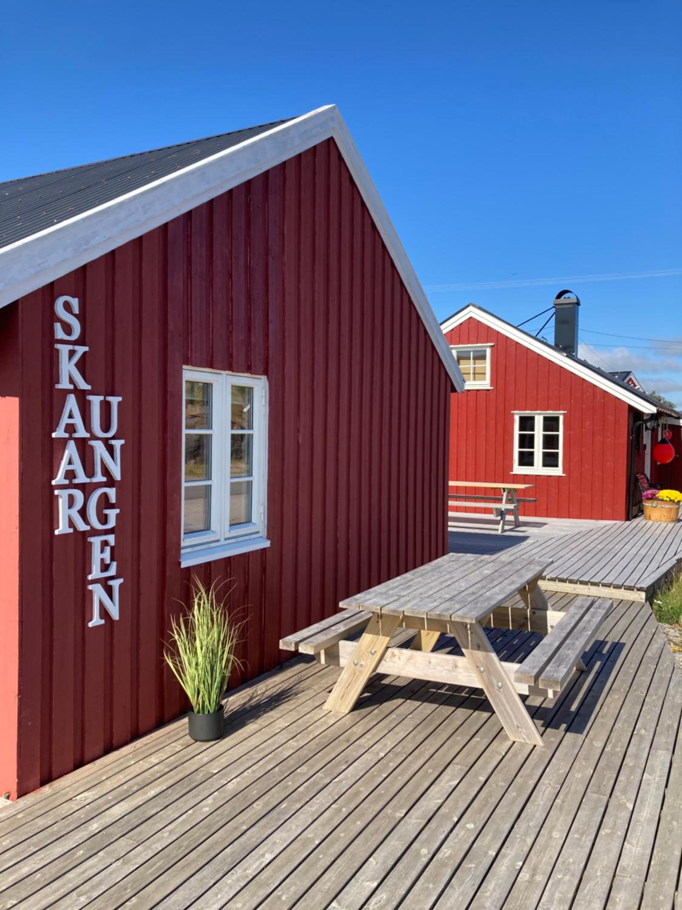 Fishermans cabin in Lofoten, Stamsund view 2