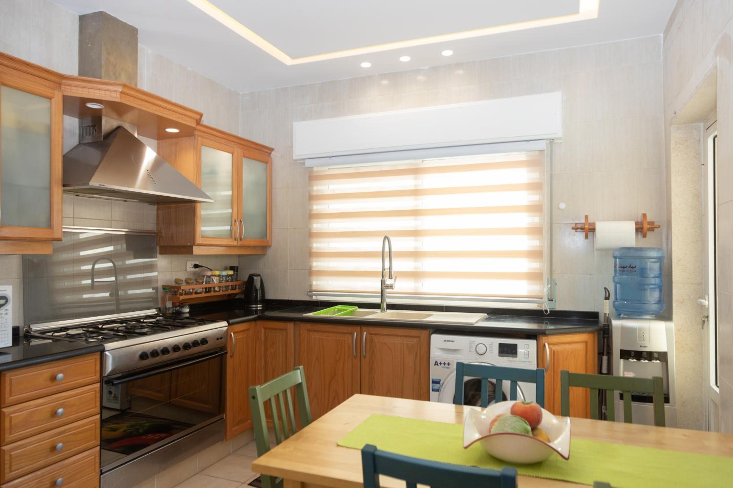 Hanan Residence 01 - 3BR, Der Ghbar 165m2 view 4