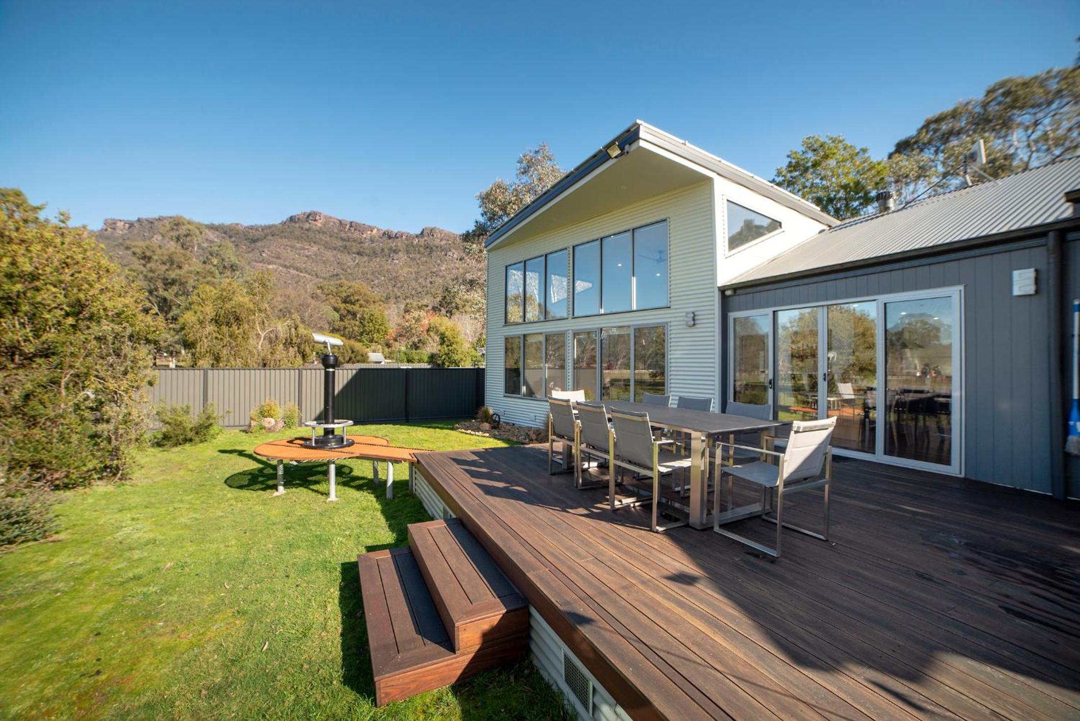Heath House Luxury Halls Gap Accommodation