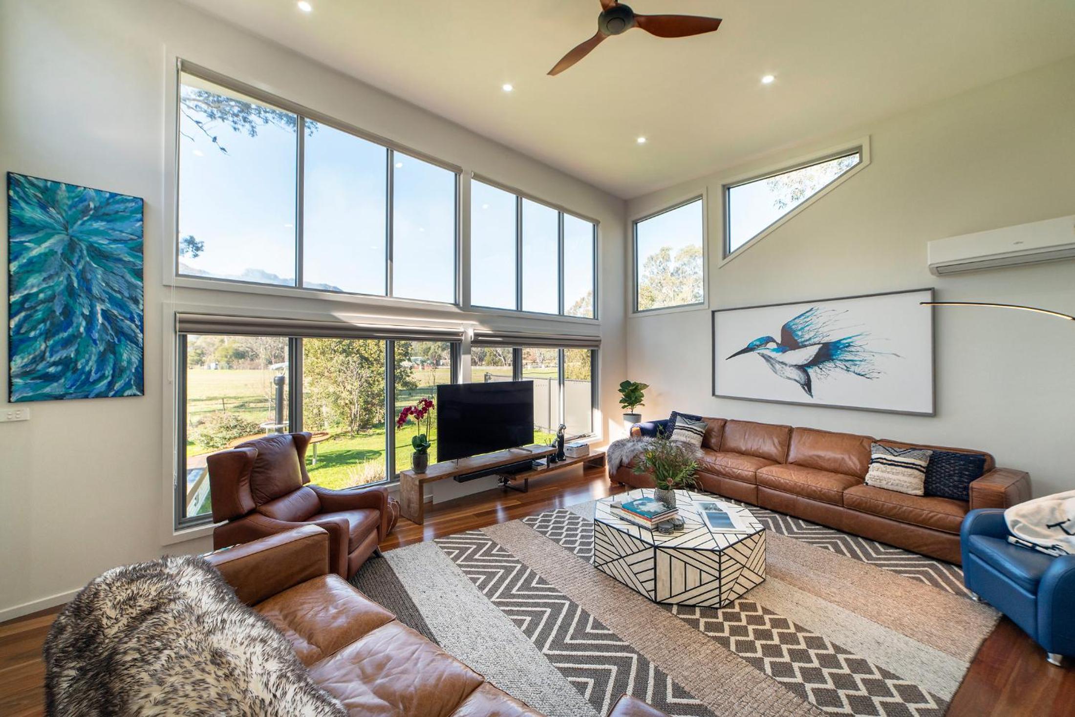 Heath House Luxury Halls Gap Accommodation