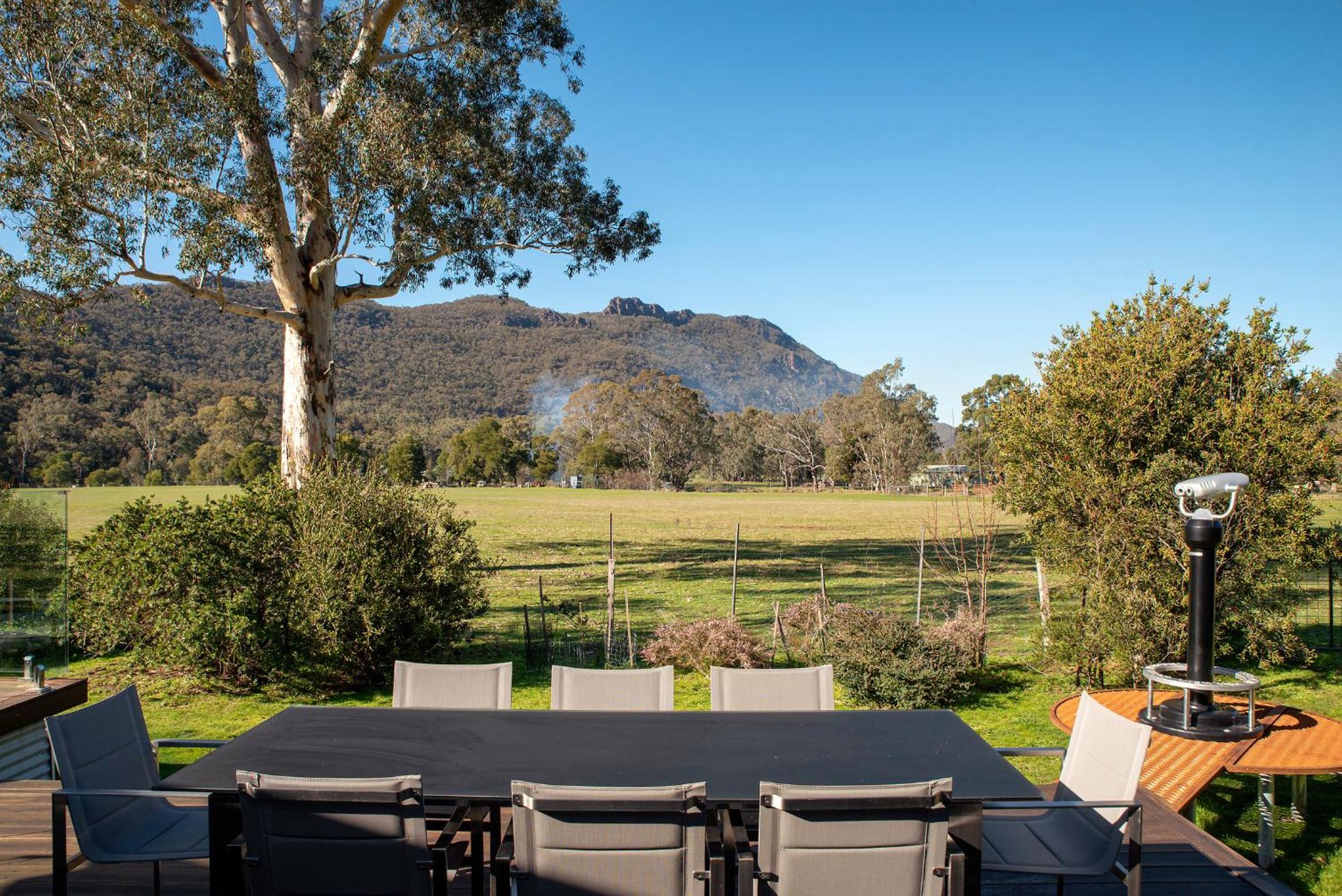 Heath House Luxury Halls Gap Accommodation